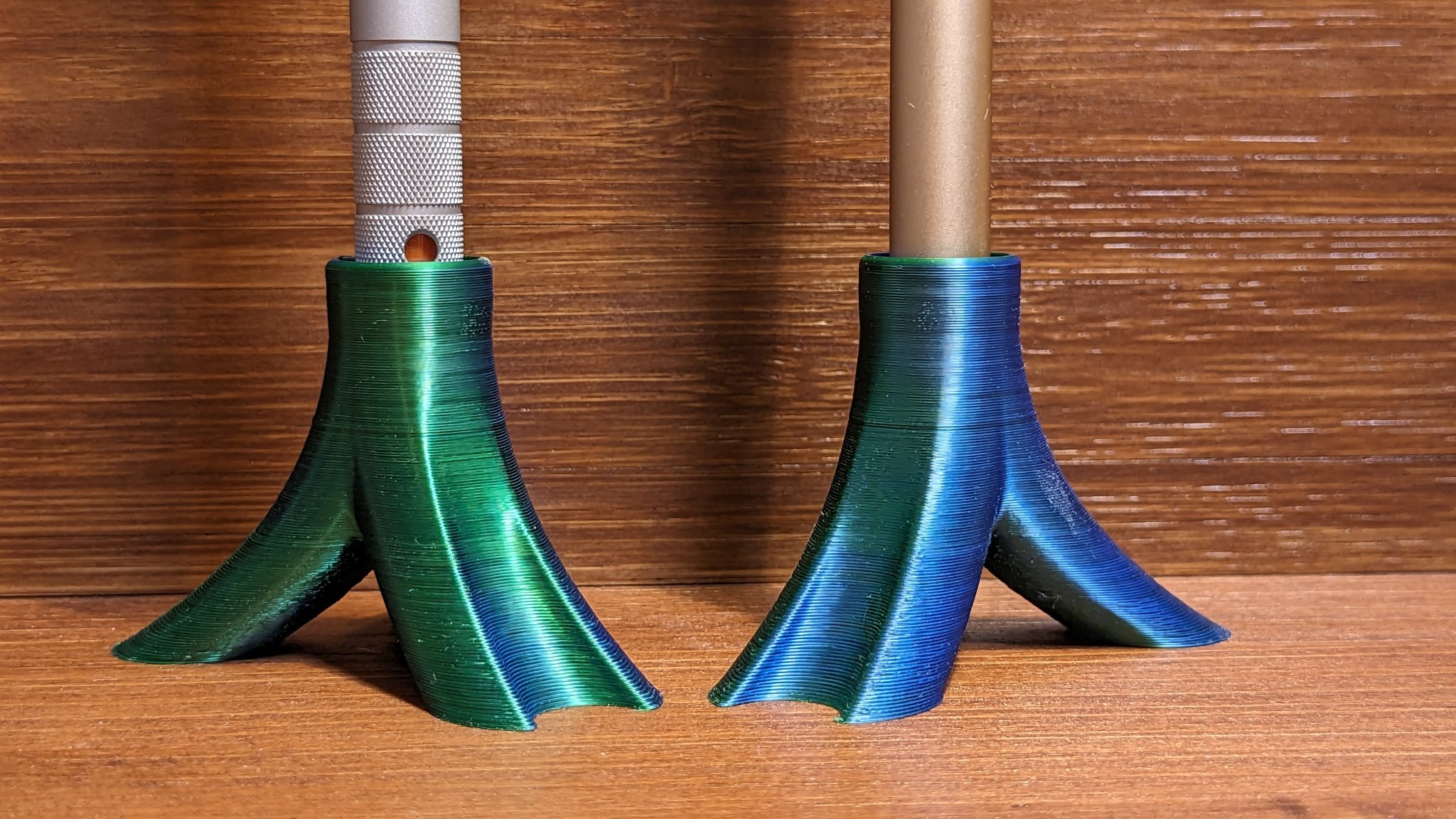 Giá đỡ bút hình dạng hữu cơ cho văn phòng