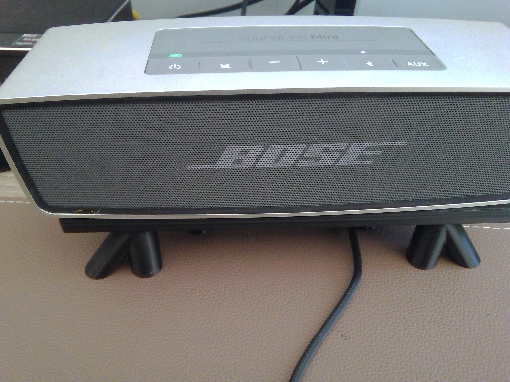 Giá đỡ loa Bose Mini Soundlink chức năng