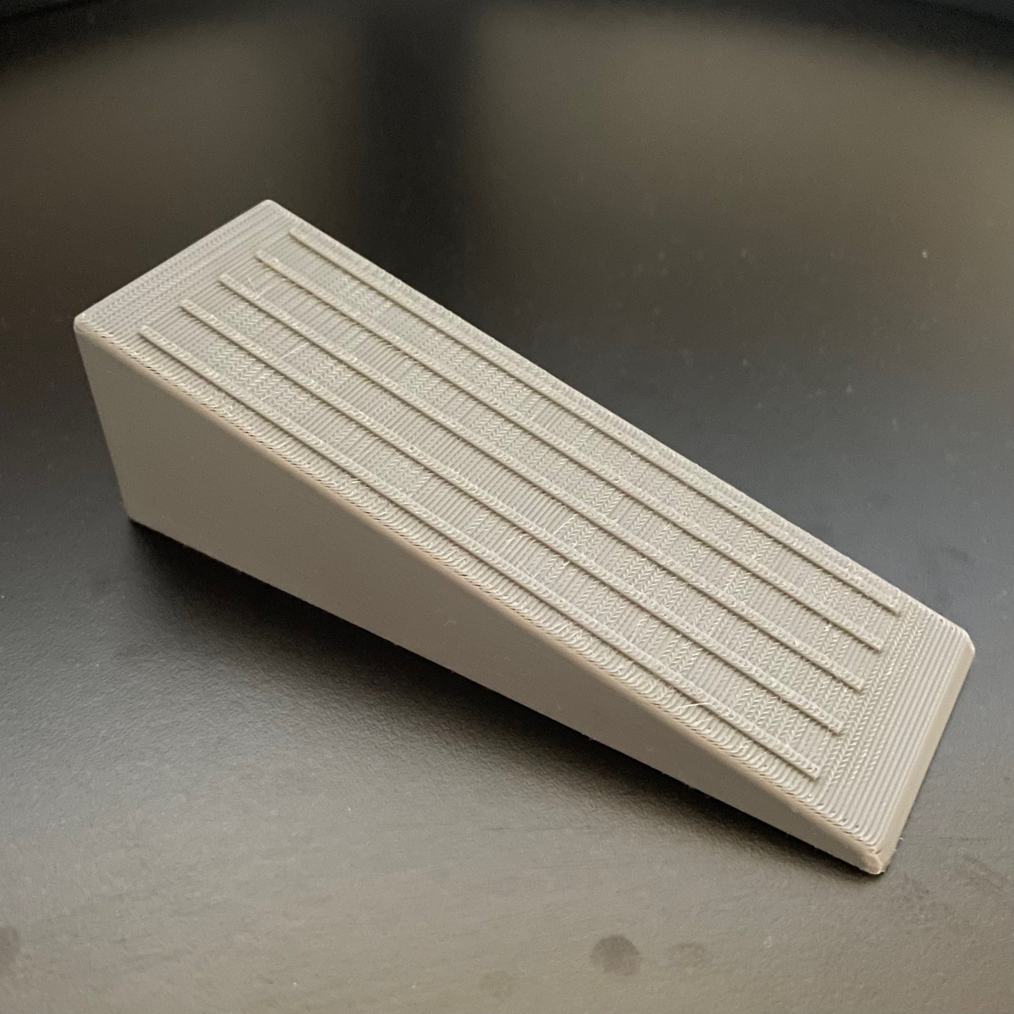 Cái chặn cửa đơn giản thiết kế bằng Fusion 360