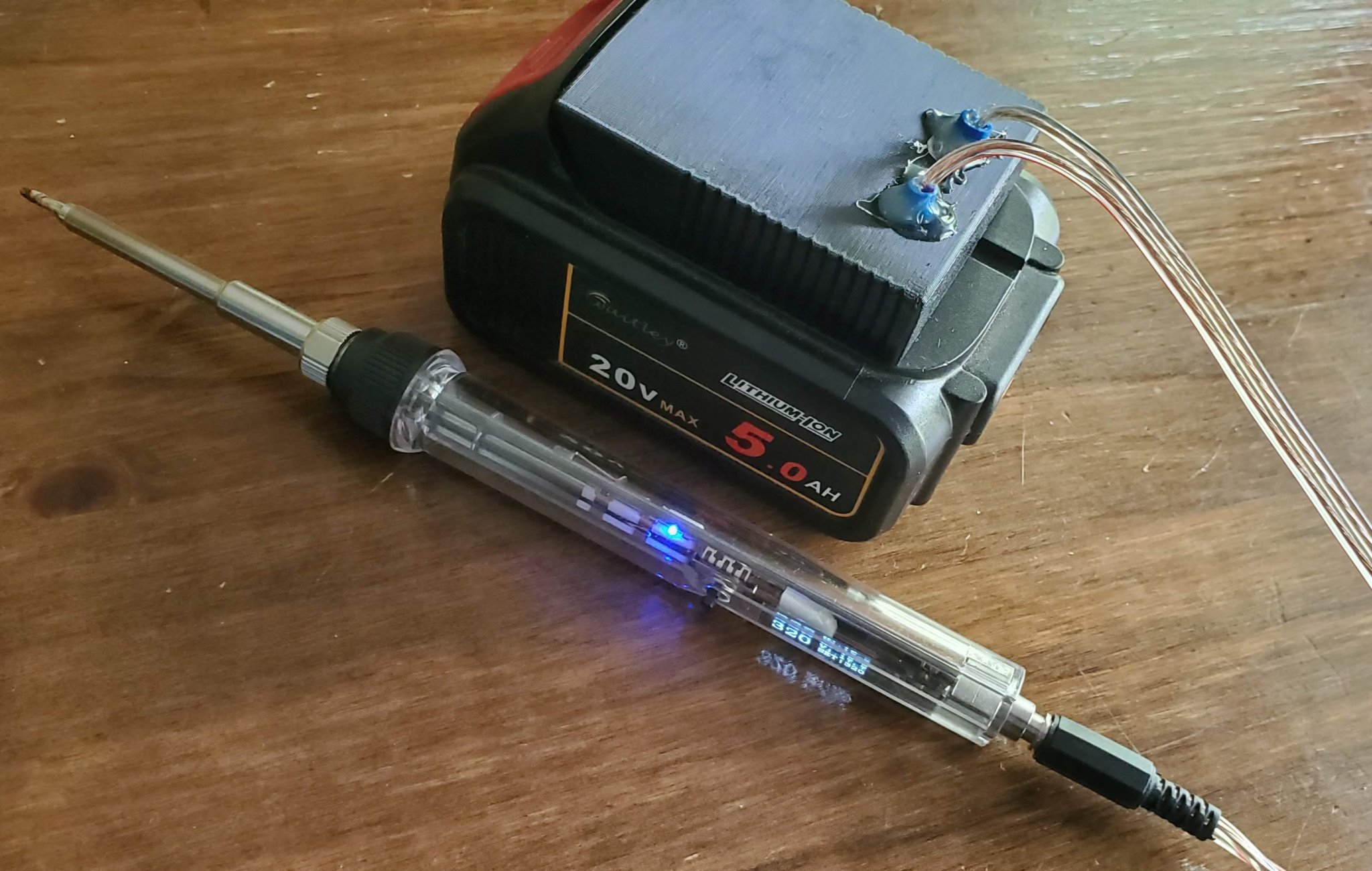 Bộ chuyển đổi pin Dewalt 20V/18V cho máy móc điện tử