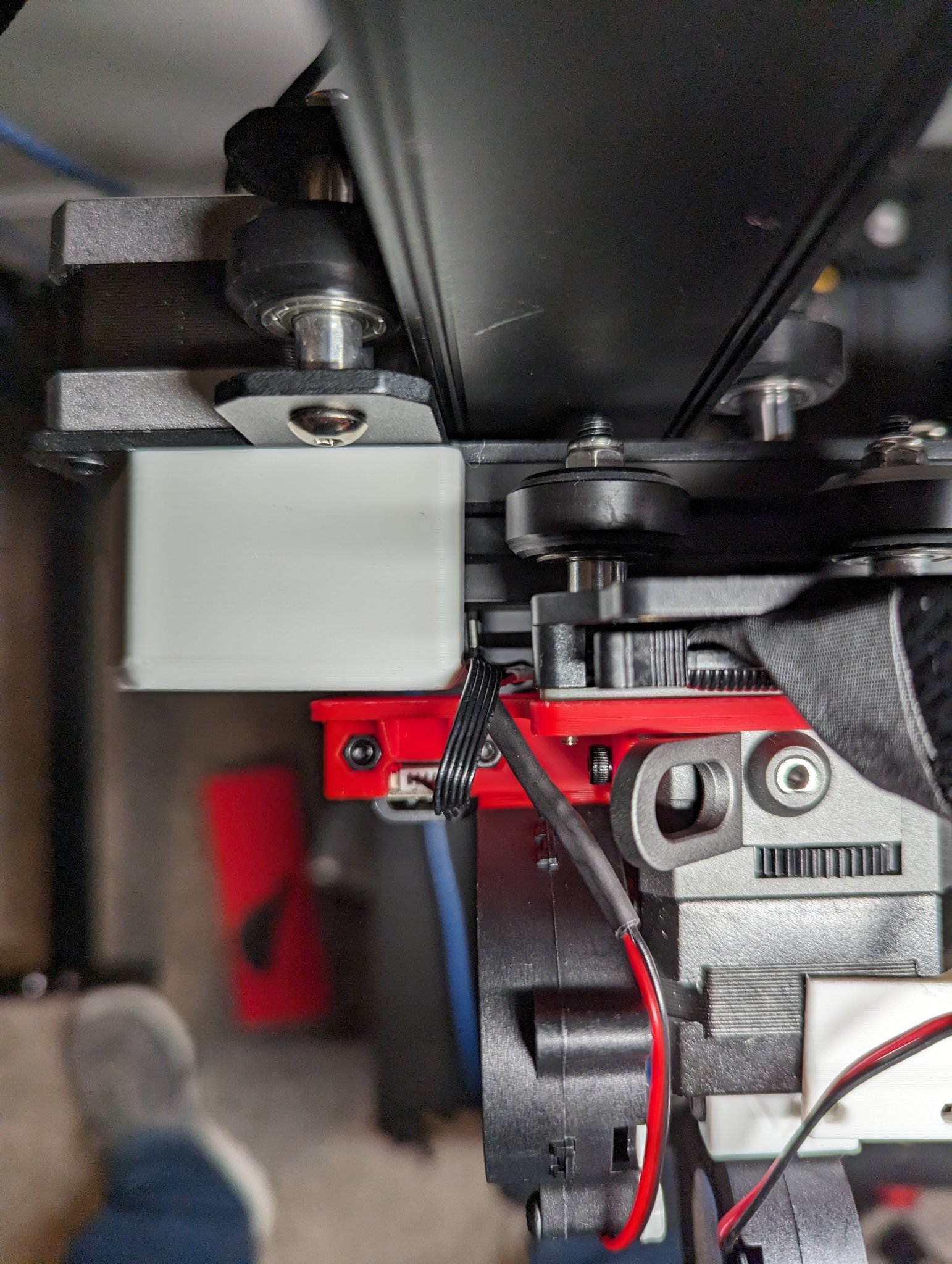 Nắp công tắc giới hạn CR-10 Smart Pro cho độ dịch Y bằng 0