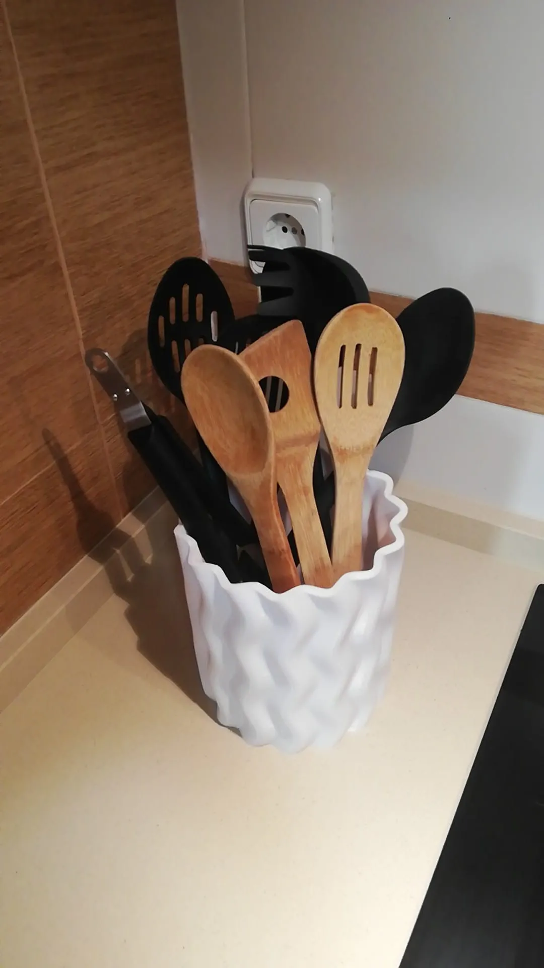 Bát đựng đồ dùng nhà bếp thiết kế độc đáo làm quà tặng