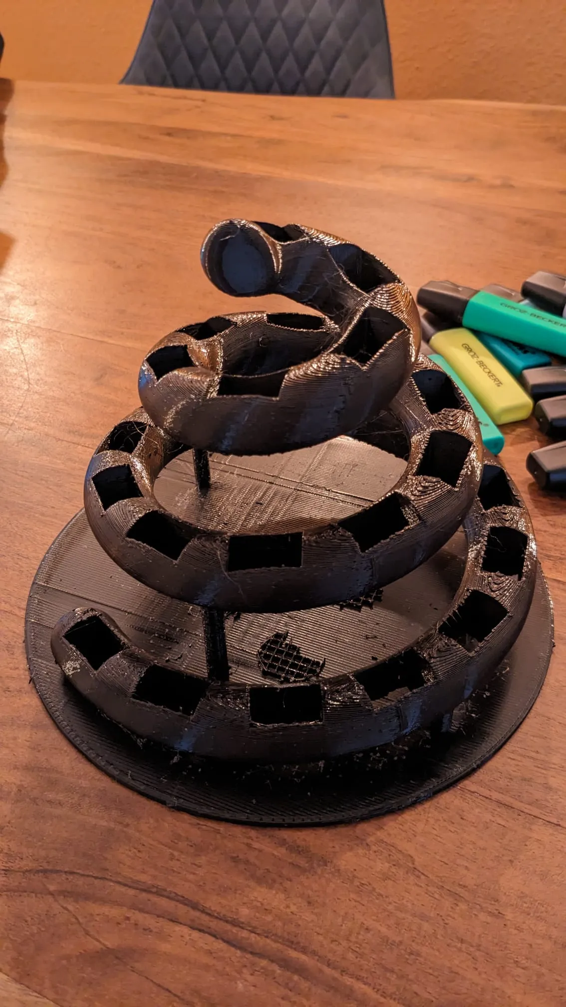 Giá đỡ bút đánh dấu Stabilo cho 27 màu sắc