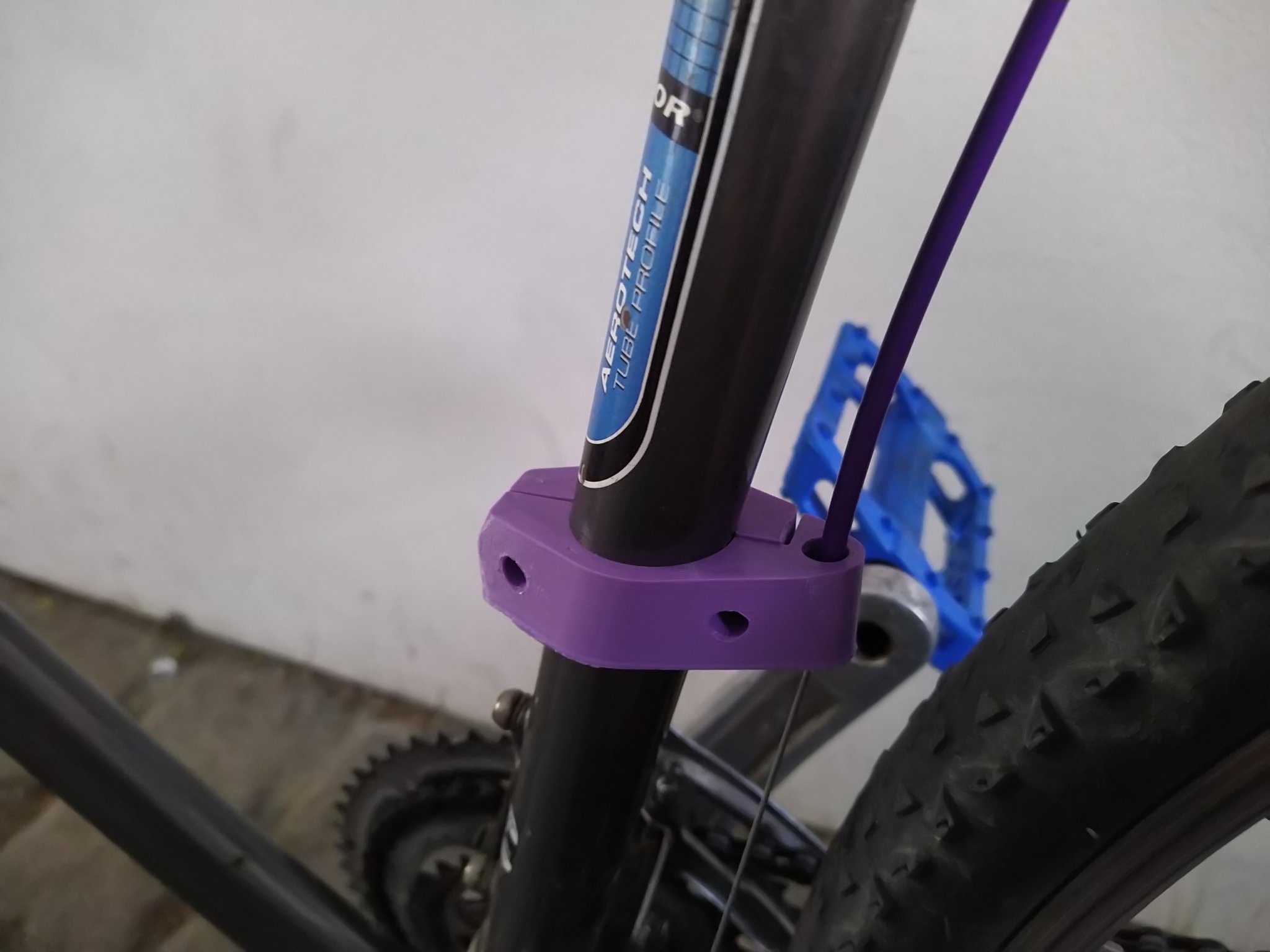 Khung ống cáp chuyển số phía trước cho xe đạp