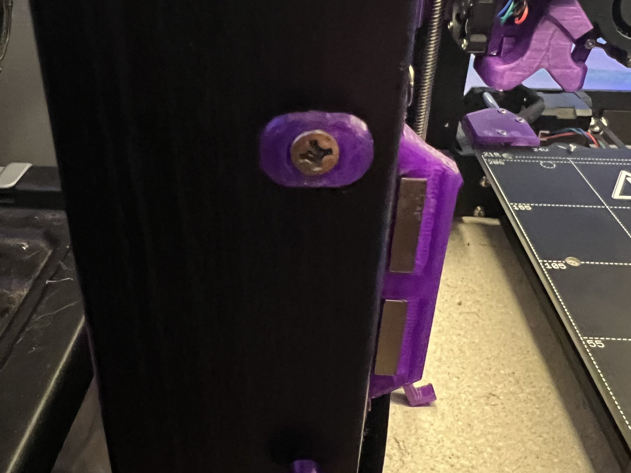 Tay nắm cửa và khóa cho vỏ IKEA LACK