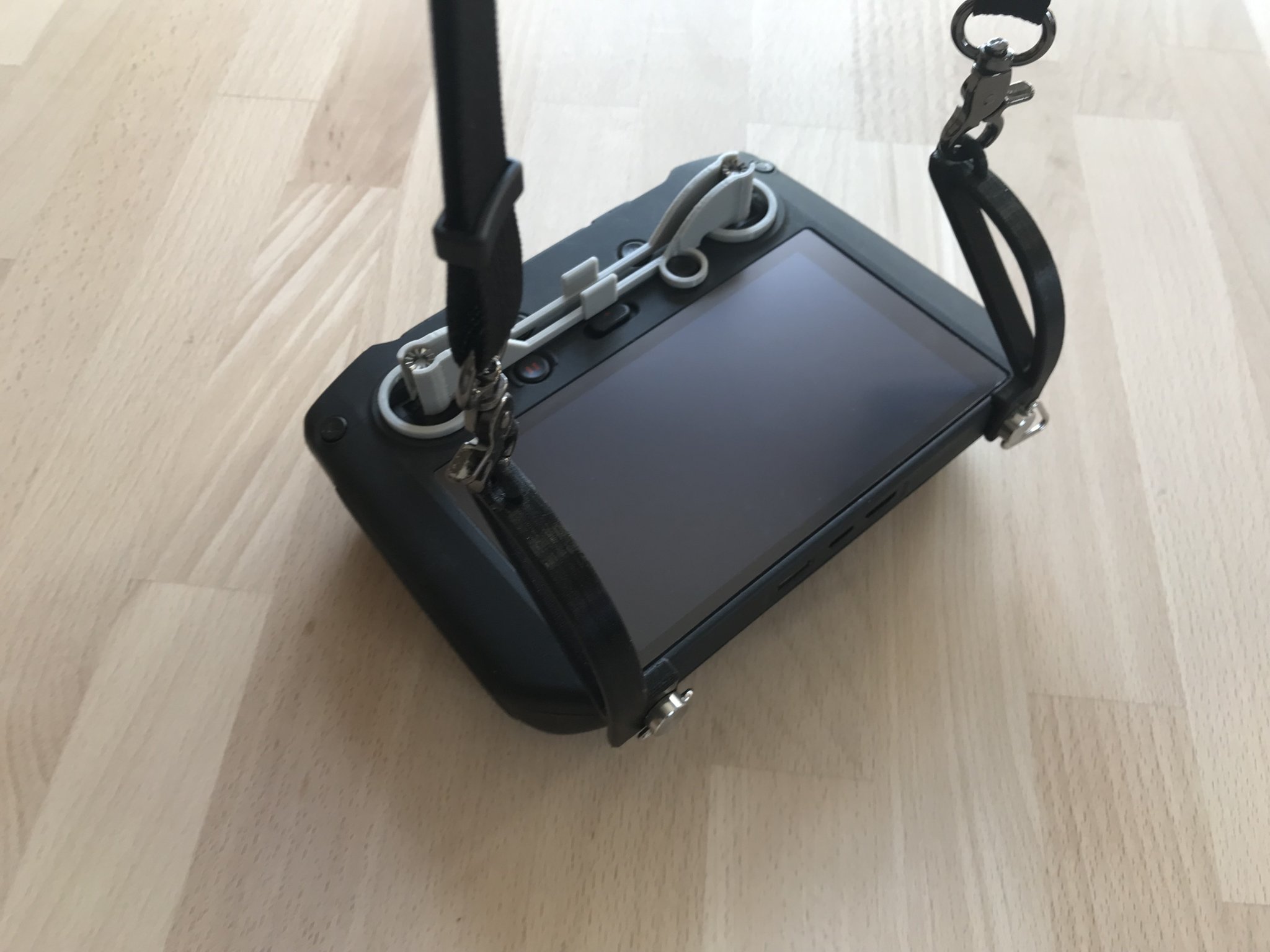 Giá đỡ cho điều khiển từ xa DJI RC PRO