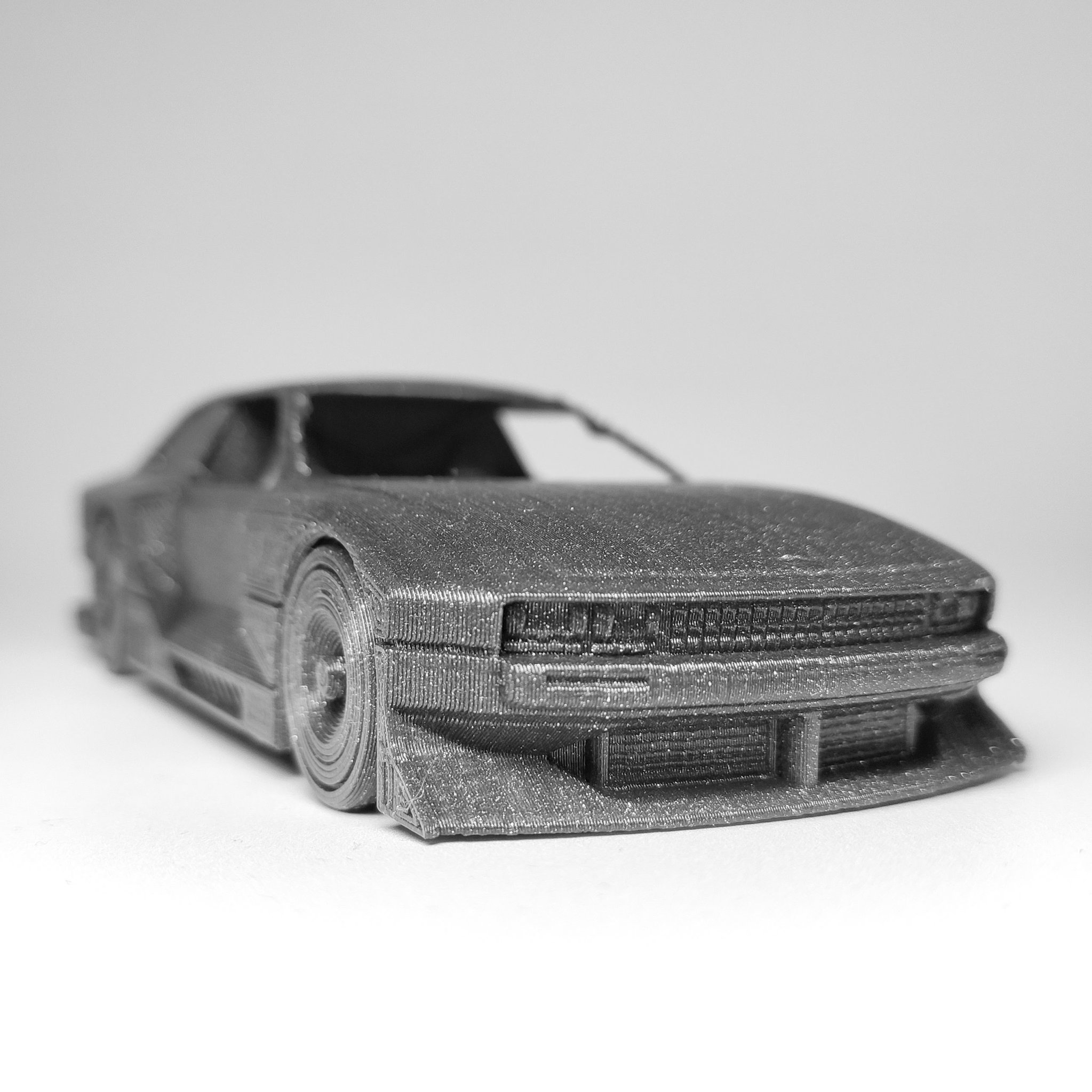 Xe đua hybrid Hyundai N Vision 74 với bánh xe xoay