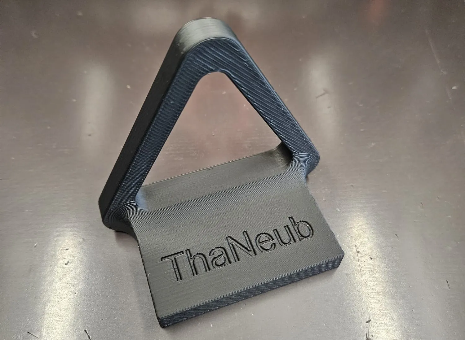 Giá đỡ treo tường cho máy cạo râu điện