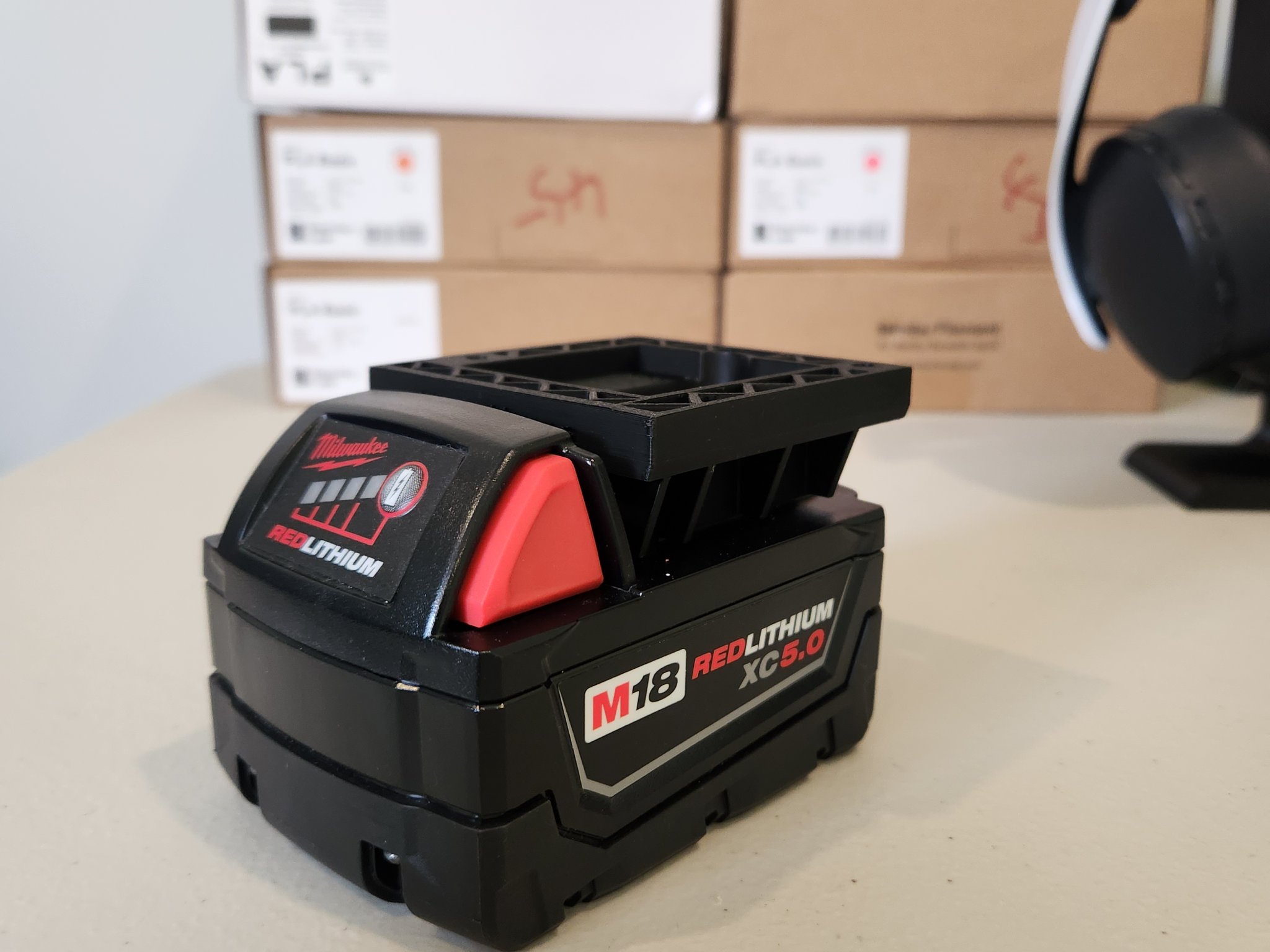 Giá đỡ pin Milwaukee M18 cho máy in 3D