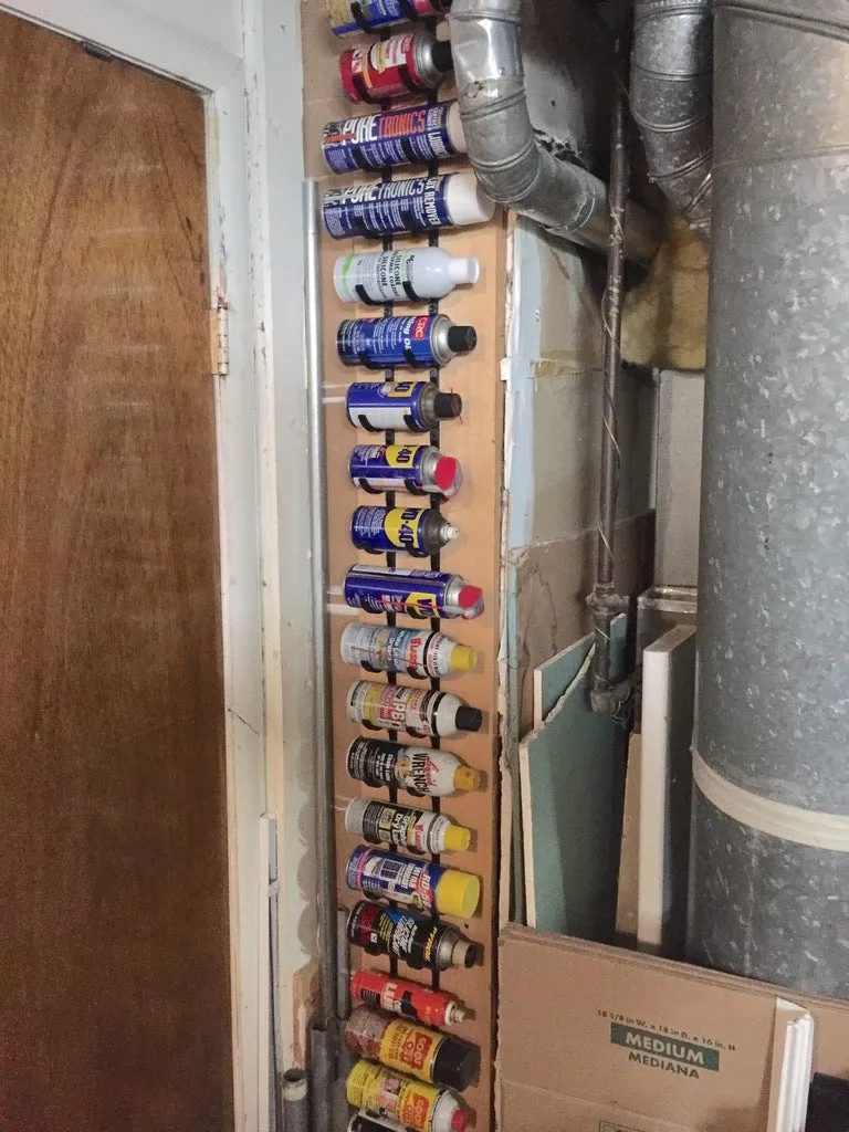 Giá đỡ bình xịt cải tiến để tiết kiệm thời gian in 3D