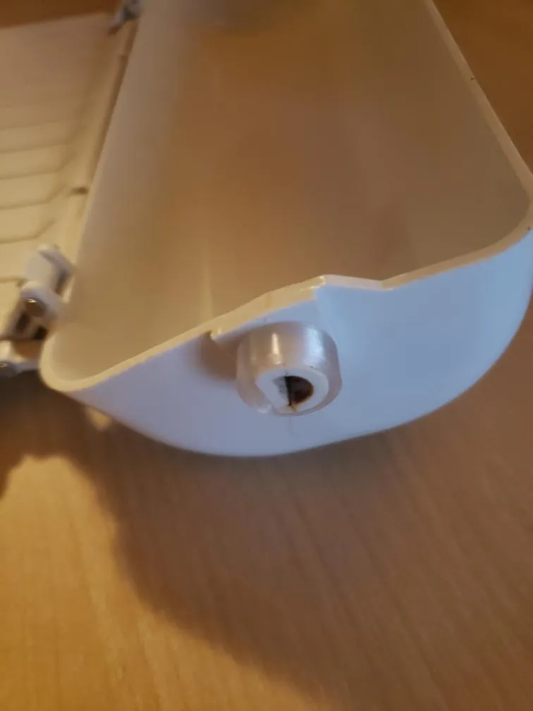 Sửa chữa khay đá cho máy làm đá Emerson