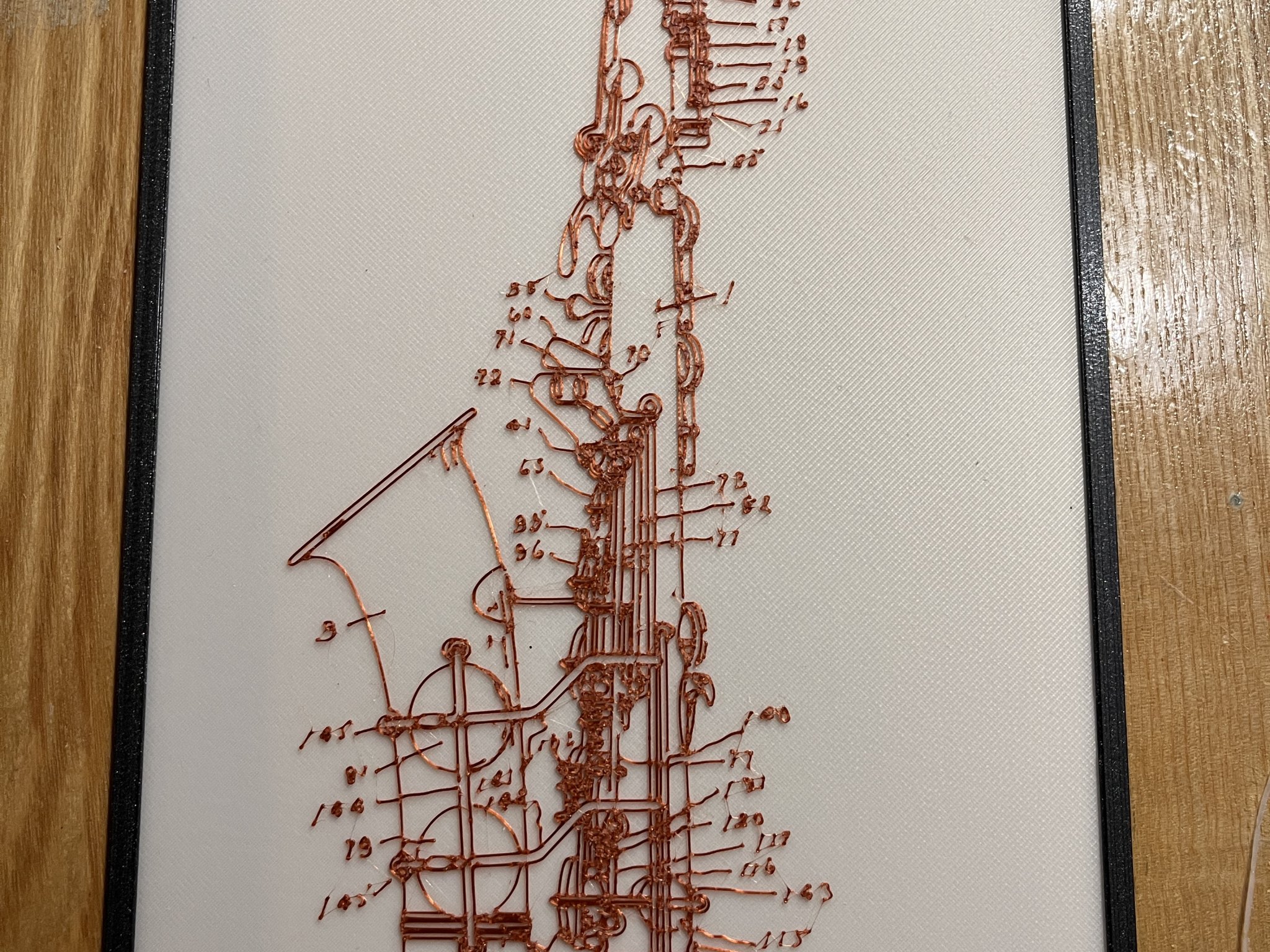 Bản vẽ saxophone alto in 3D với màu sắc độc đáo