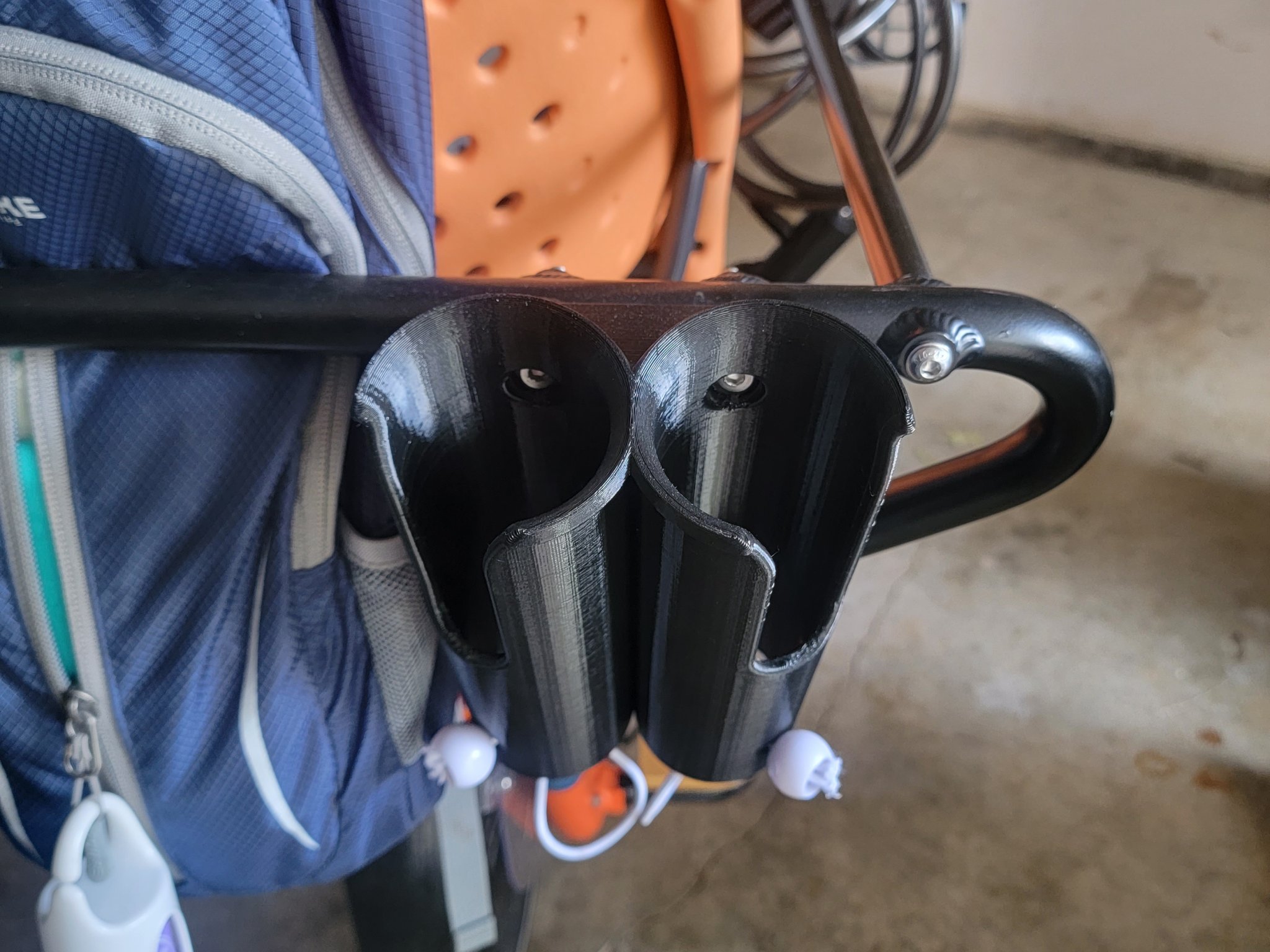 Giá đỡ cần câu cho Radwagon 4 caboose