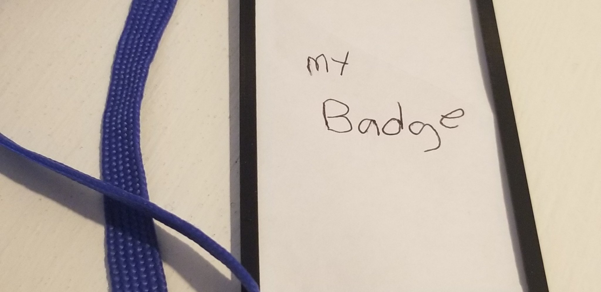 Giá đỡ thẻ tên đơn giản cho người dùng