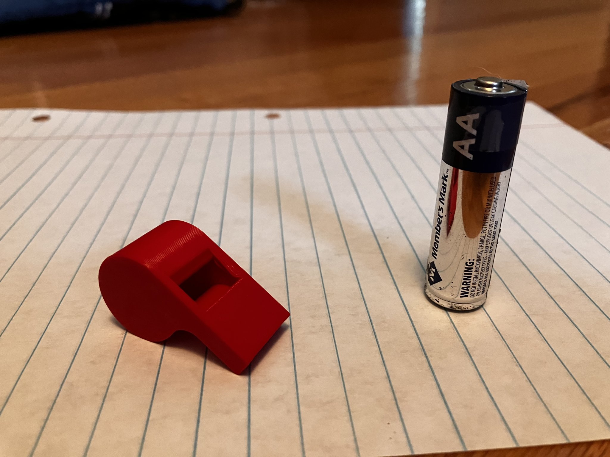 Còi phát ra âm thanh trên 120 decibel