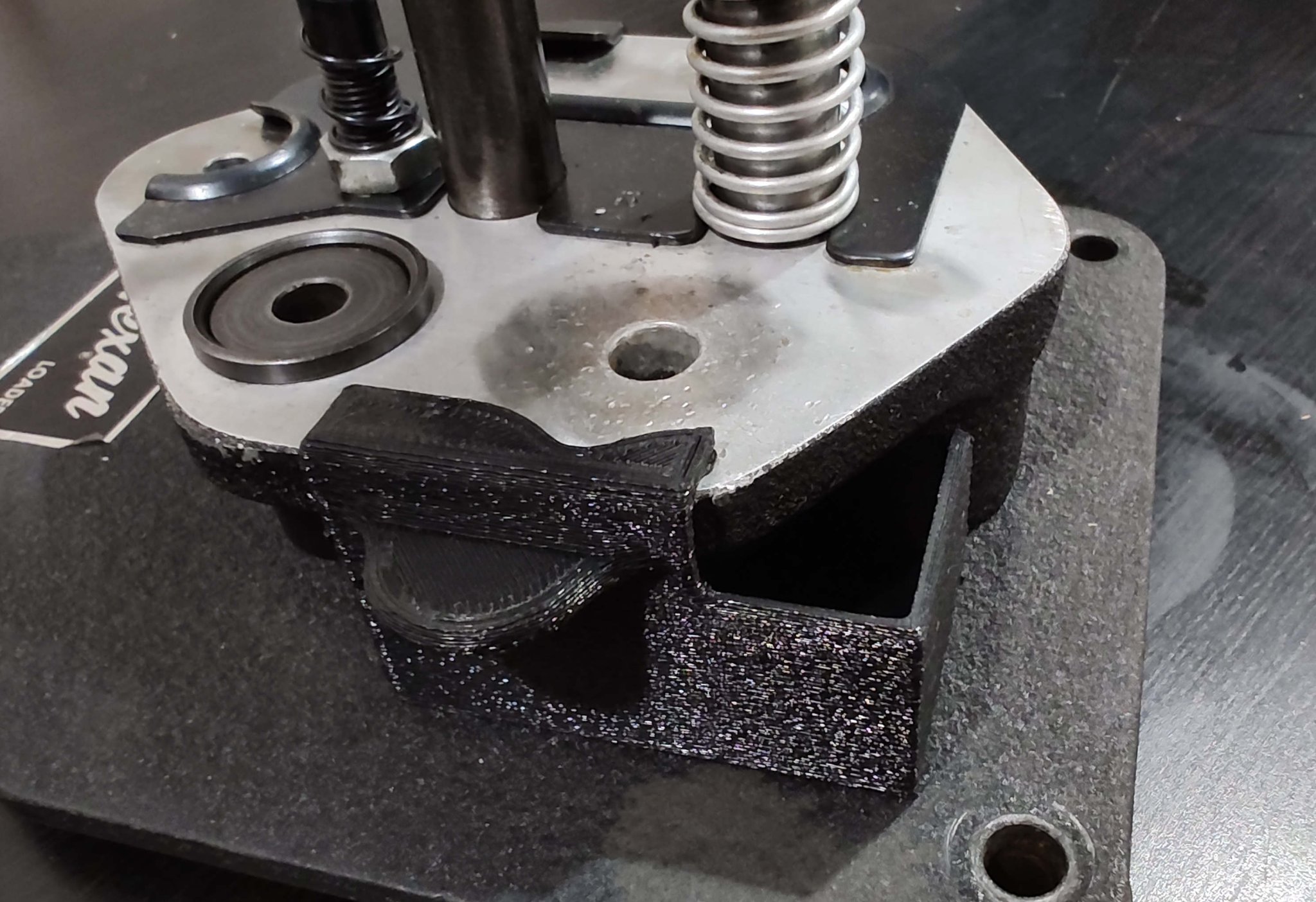 Hộp bắt viên đạn đã sử dụng cho máy nạp Texan DP-1 FW