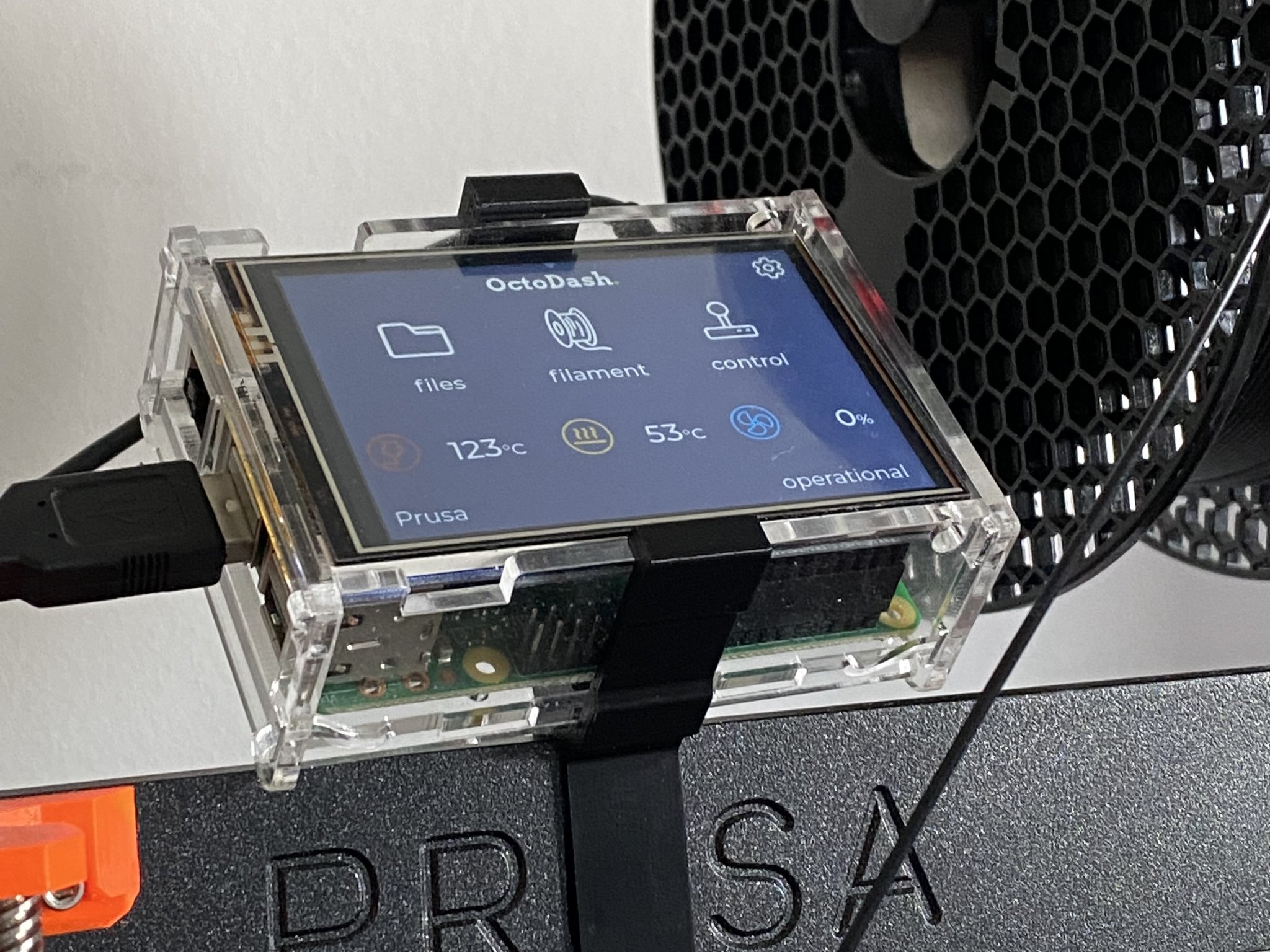 Giá đỡ Raspberry Pi cho màn hình Kuman 3.5 inch trên Prusa MK3S