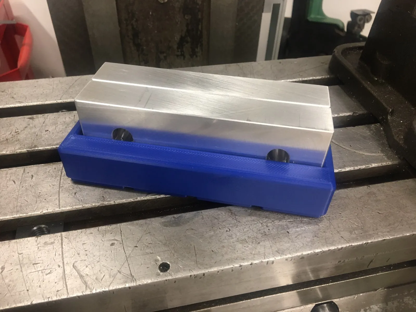 Khay Gridfinity cho hàm mềm Kurt D60 Vise