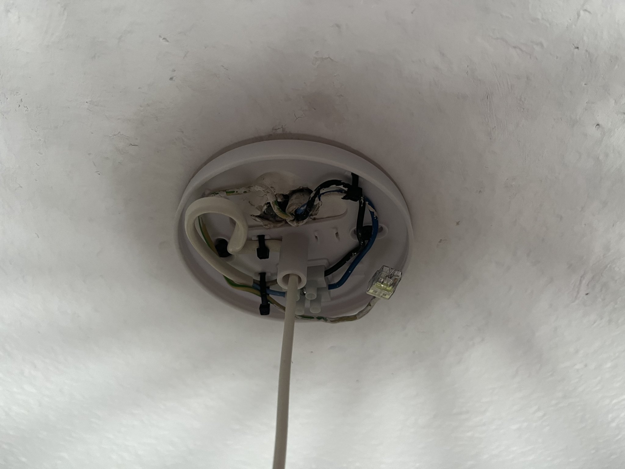 Hộp đèn trần dễ dàng với giá đỡ chốt và dây zip