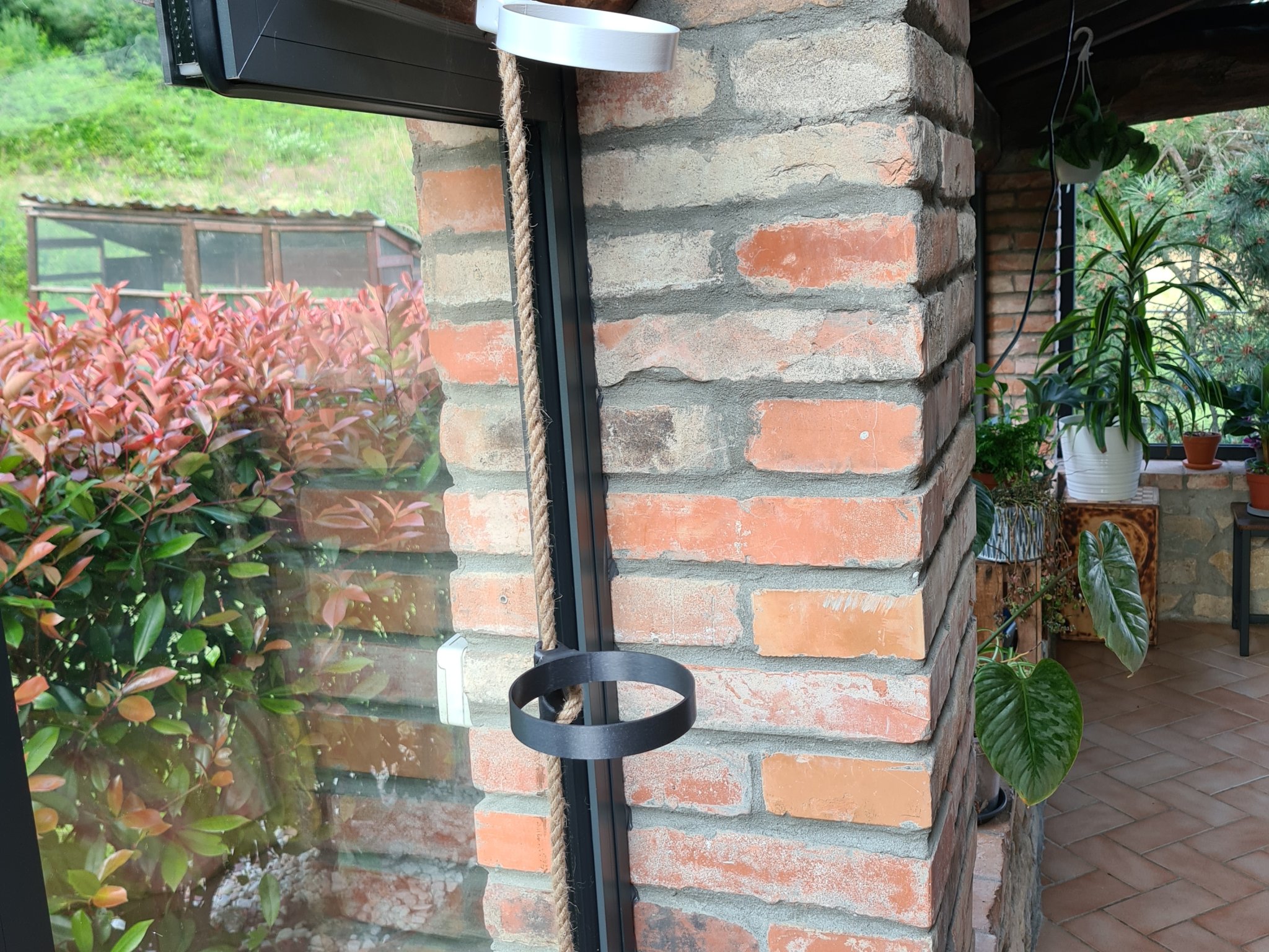 Giá treo chậu cây bằng dây thừng có thể thay đổi linh hoạt