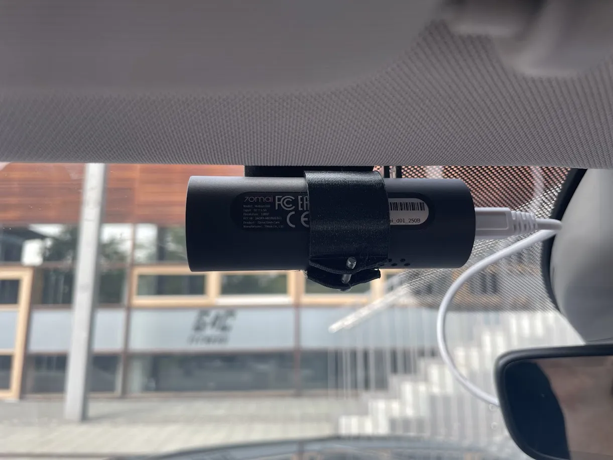 Giá đỡ camera hành trình 70Mai mới cho ô tô