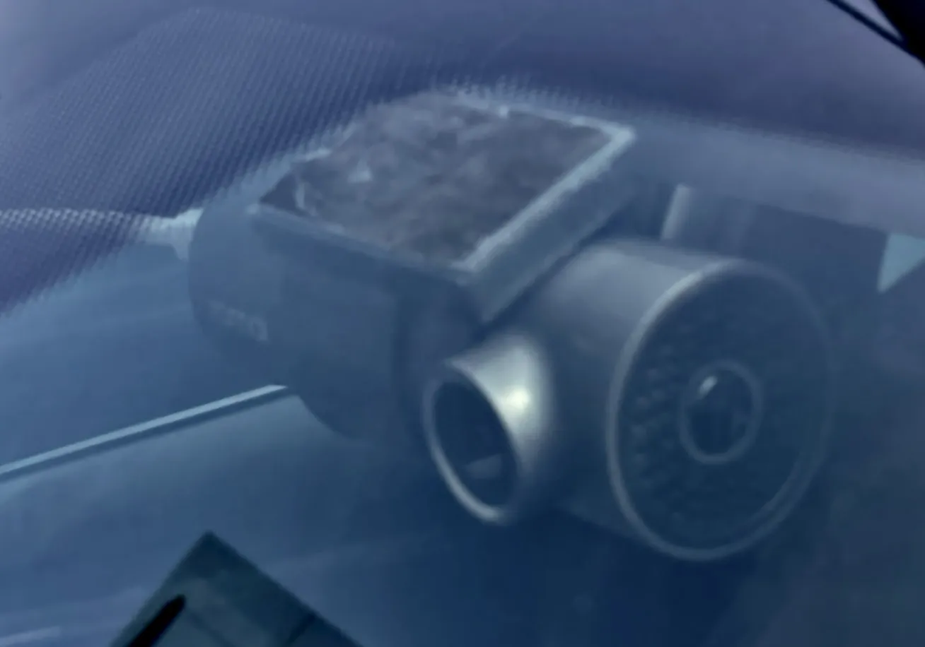 Giá đỡ camera hành trình 70Mai mới cho ô tô