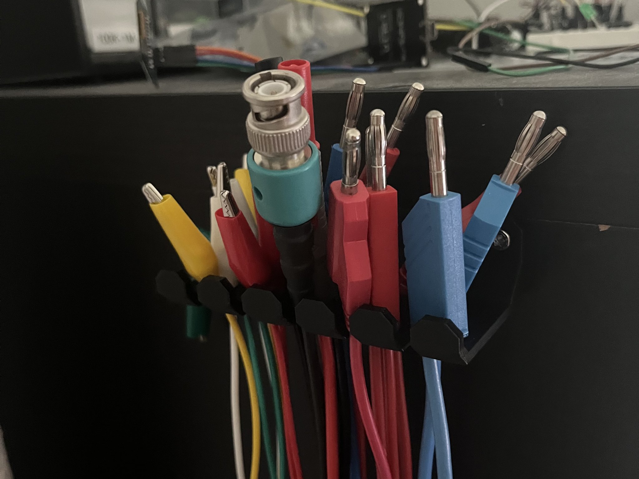 Giá đỡ cáp phòng thí nghiệm in FDM chắc chắn