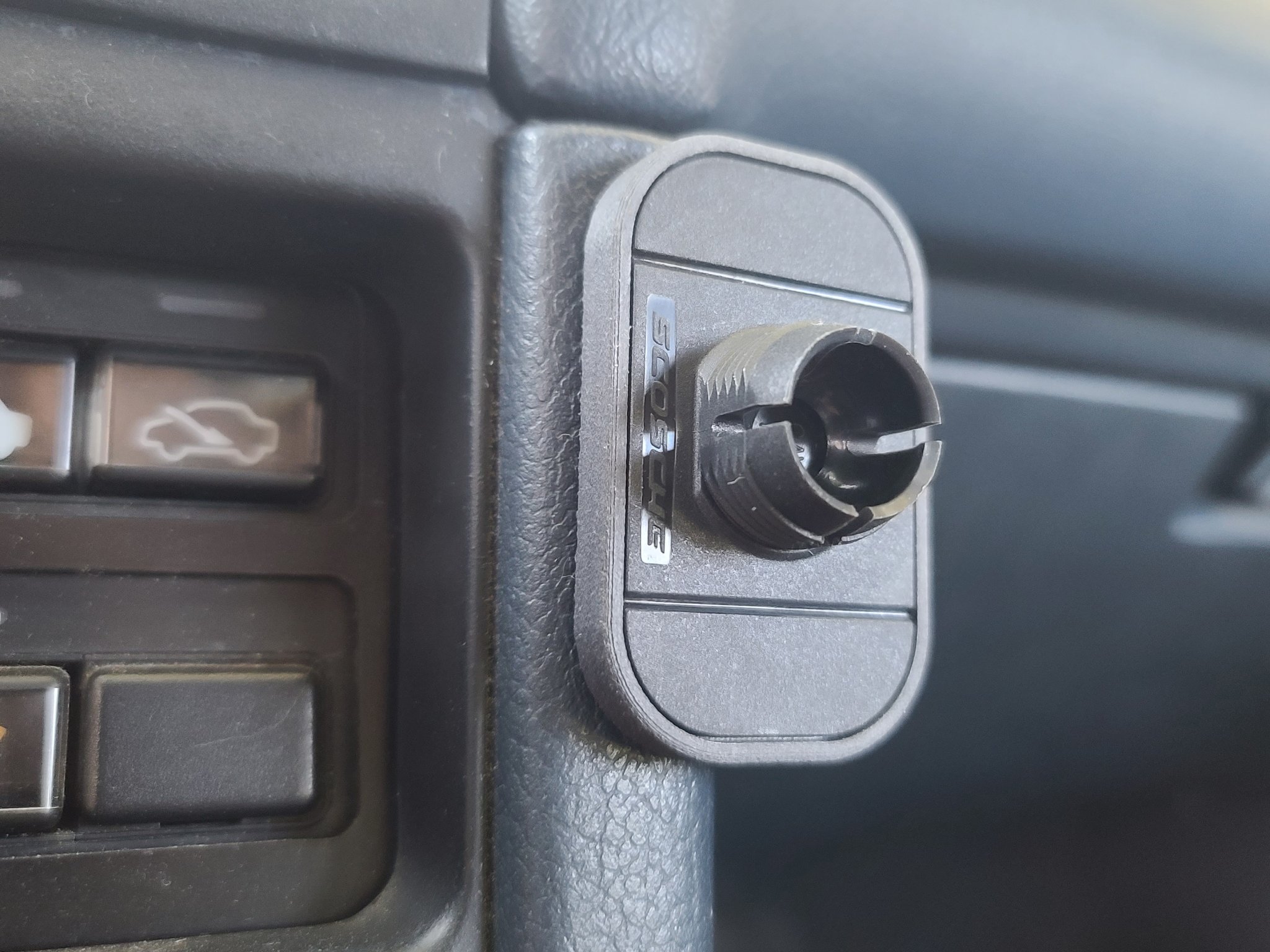 Giá đỡ điện thoại Scosche Magic Mount cho Honda CRX Civic EF