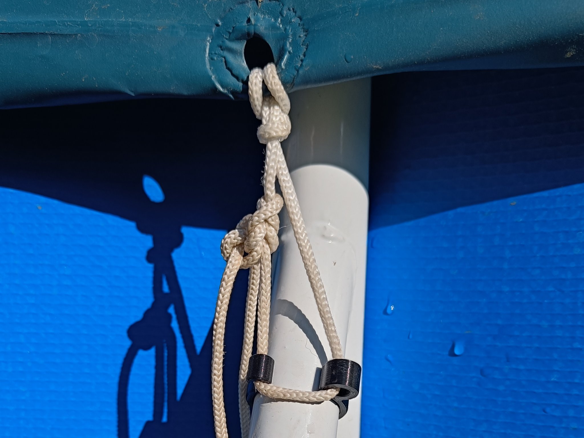 Móc giữ bạt hồ bơi cho hồ Intex