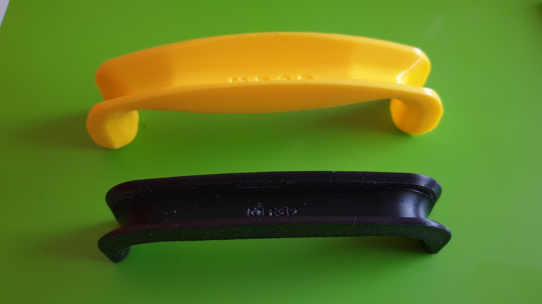 Giá đỡ túi xách tiện lợi và chắc chắn