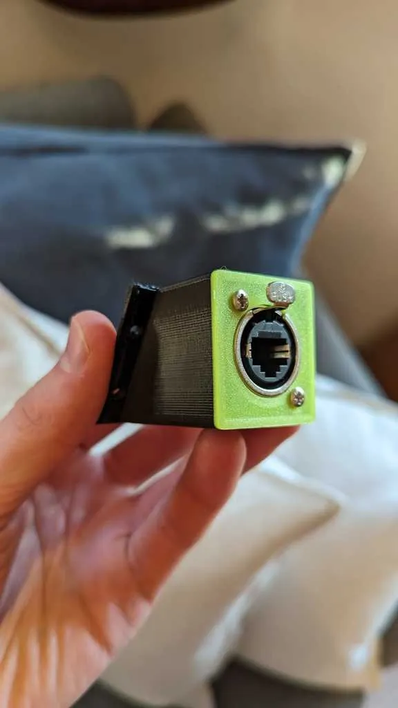 Bộ chuyển đổi góc 30° Neutrik D-Type đơn giản