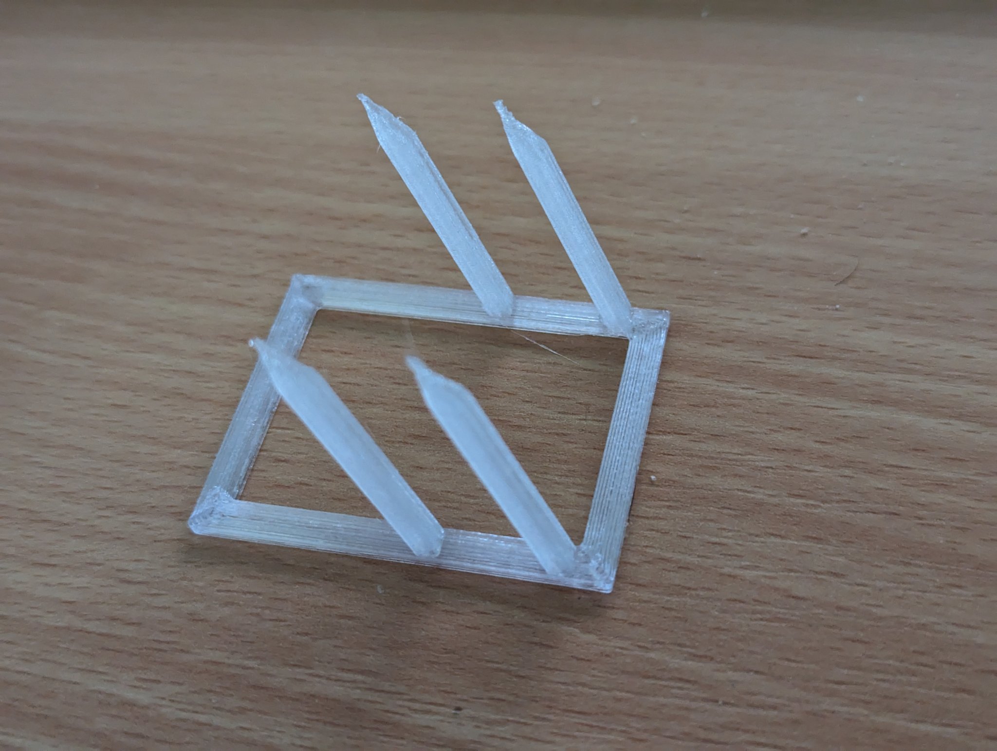 Giá treo tấm foam âm thanh cho tranh trên tường