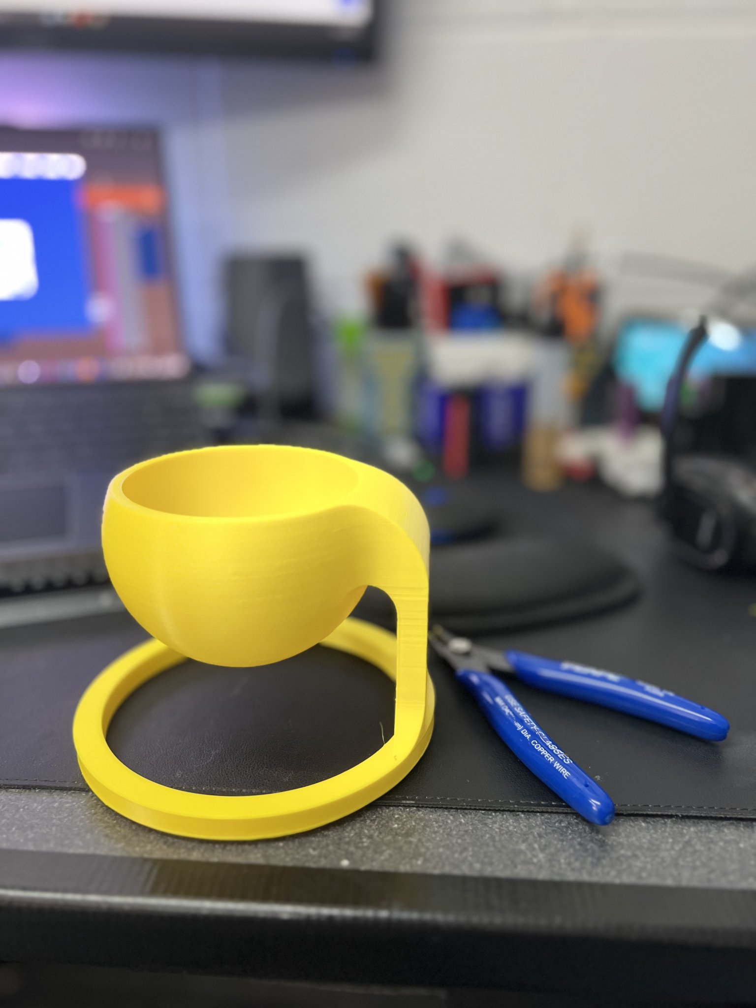 Chậu cây succulent thiết kế lớn hơn với đáy thấp