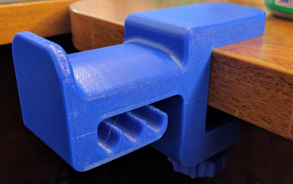 Giá đỡ tai nghe gắn bàn chắc chắn