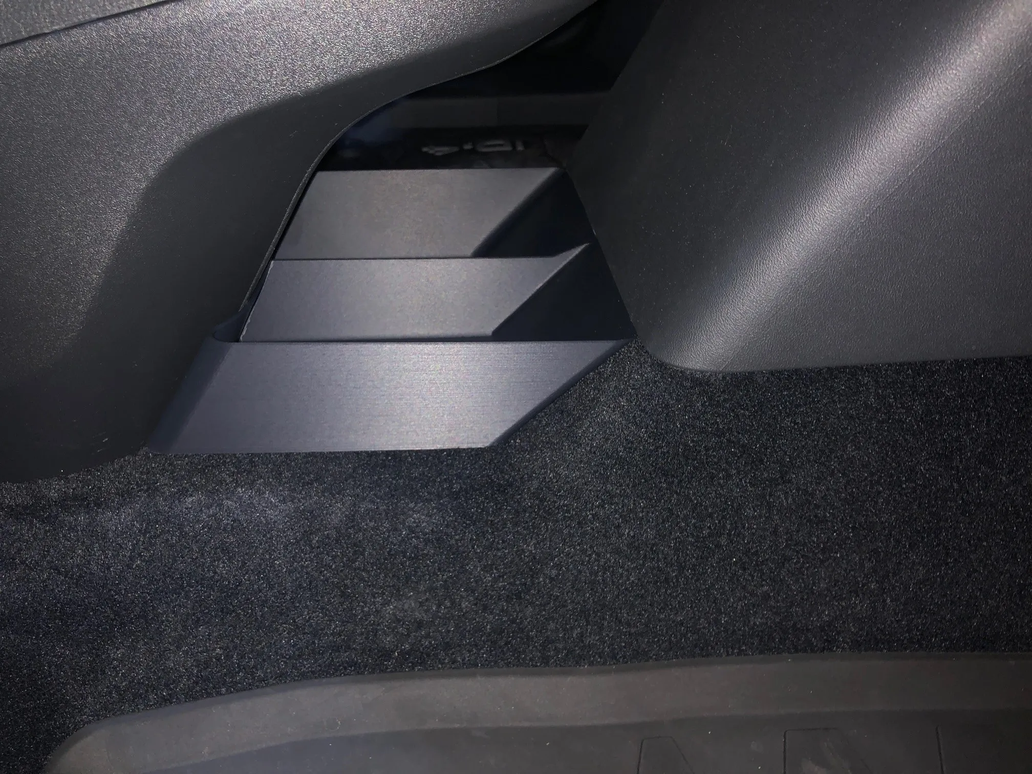 Khay chứa đồ cho bảng điều khiển trung tâm VW ID.4