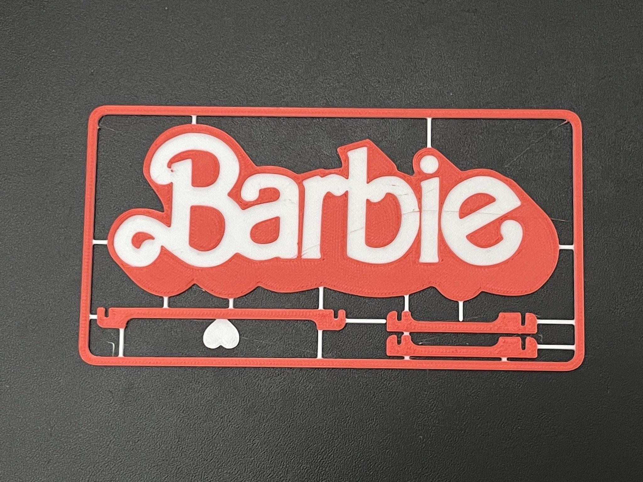 Thẻ quà tặng Barbie có thể lắp ghép với chân đế nhỏ