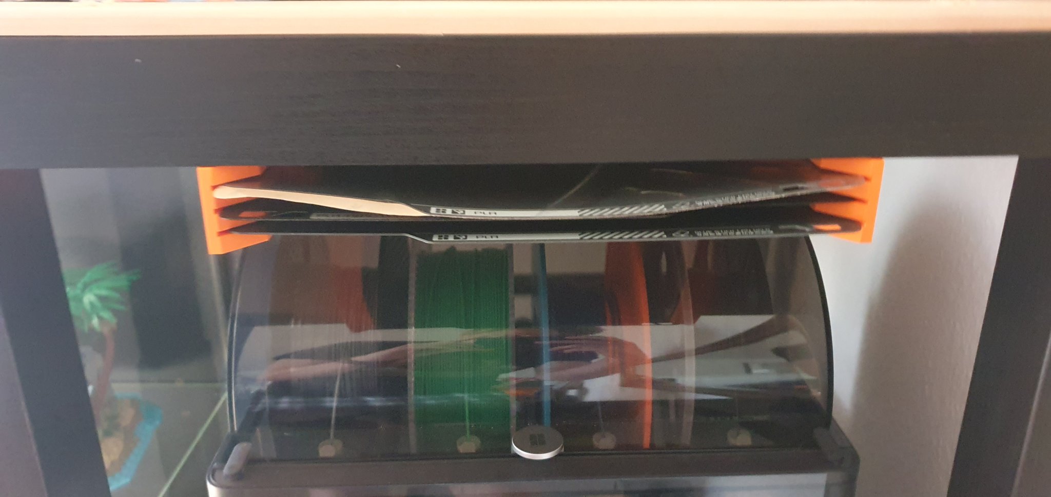 Giá đỡ đĩa in 3D gắn dưới bàn cho 3 đĩa