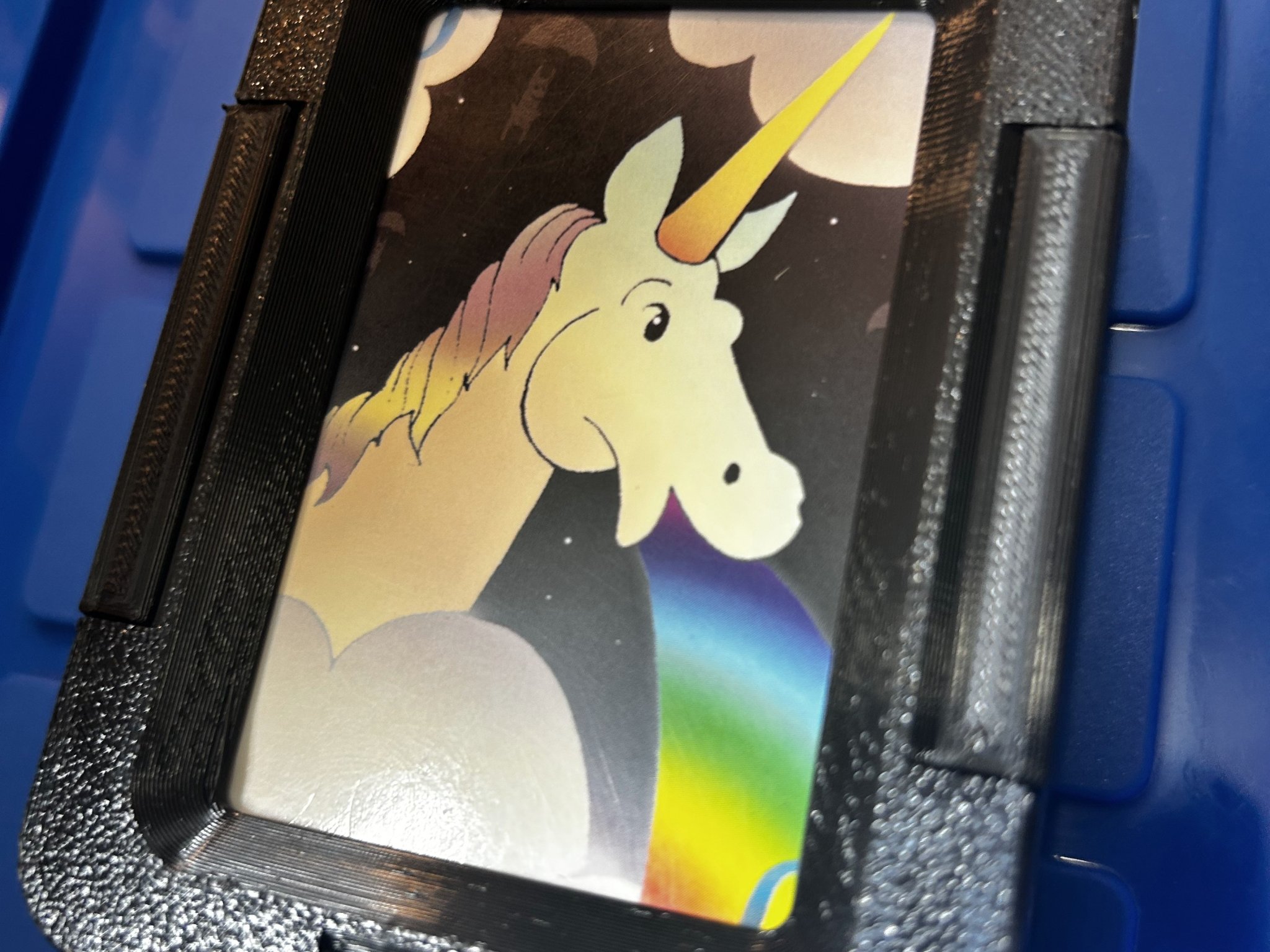 Giá đỡ và khay bài cho trò chơi bài CaBo