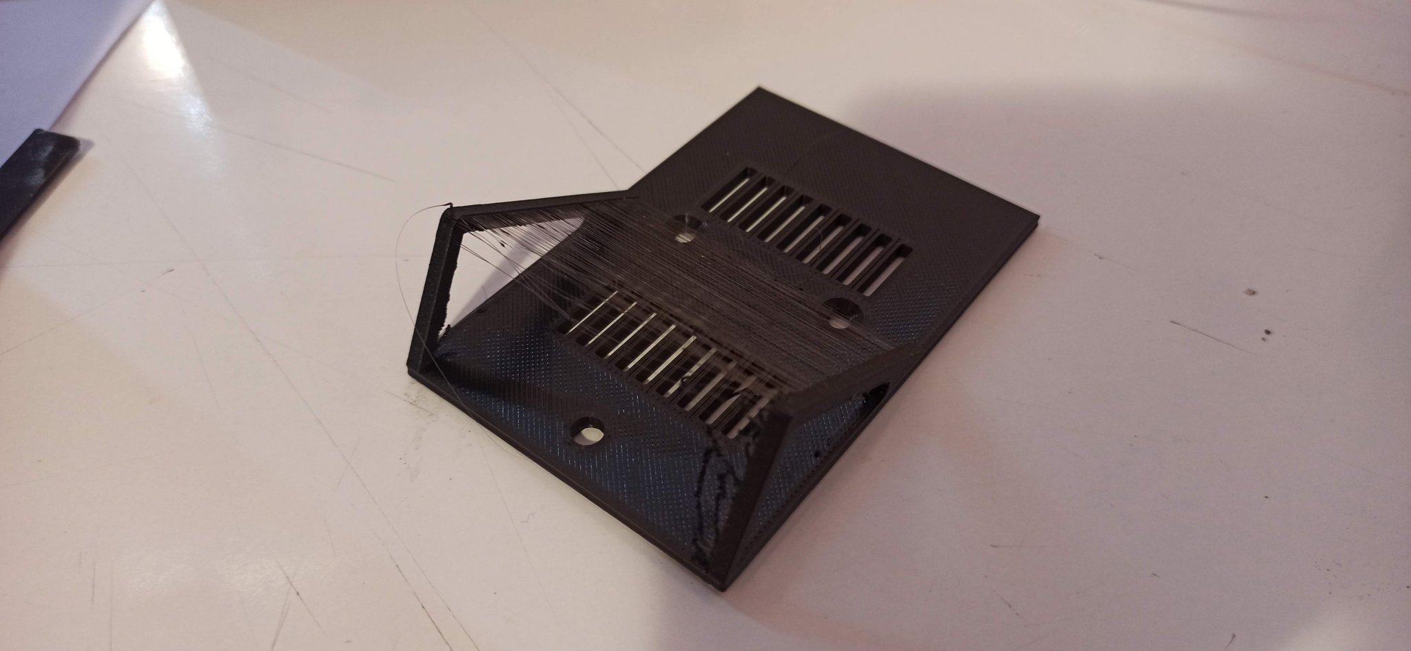 Hộp nguồn biến áp nhỏ gọn di động