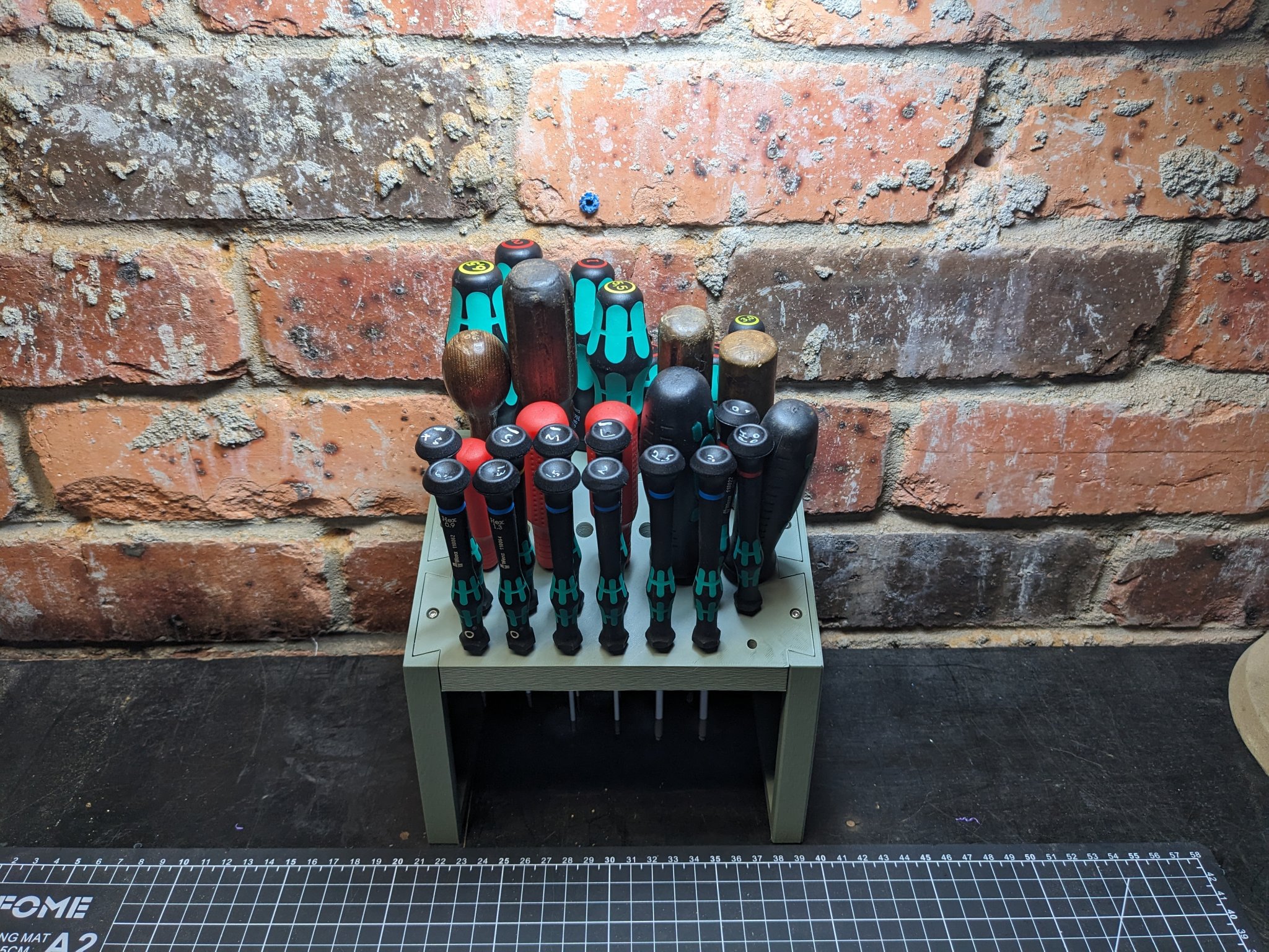 Giá đỡ công cụ mô-đun cho bàn làm việc