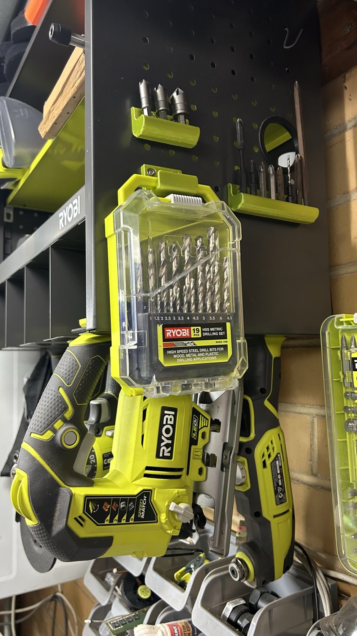 Giá đỡ bit khoan và vít Ryobi cho đơn vị lưu trữ