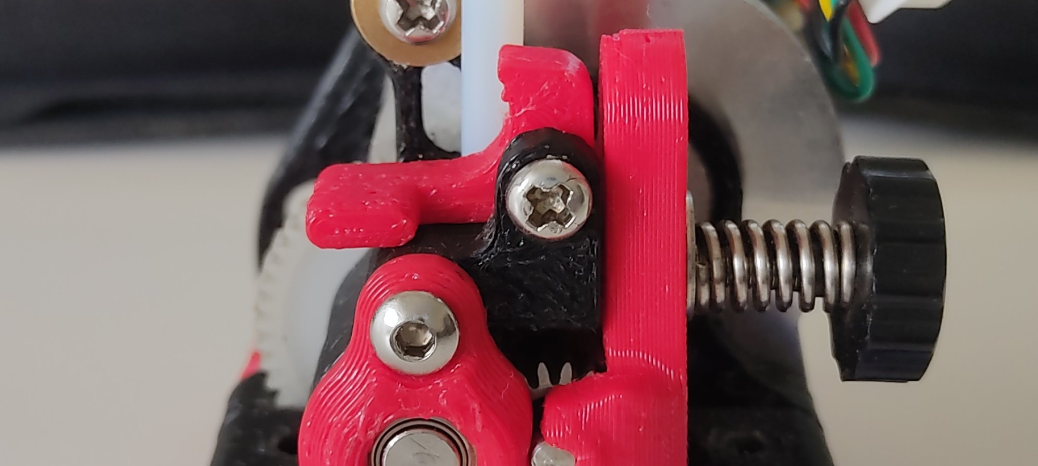 Cải tiến cơ cấu đẩy của Sherpa Micro cho việc nạp filament