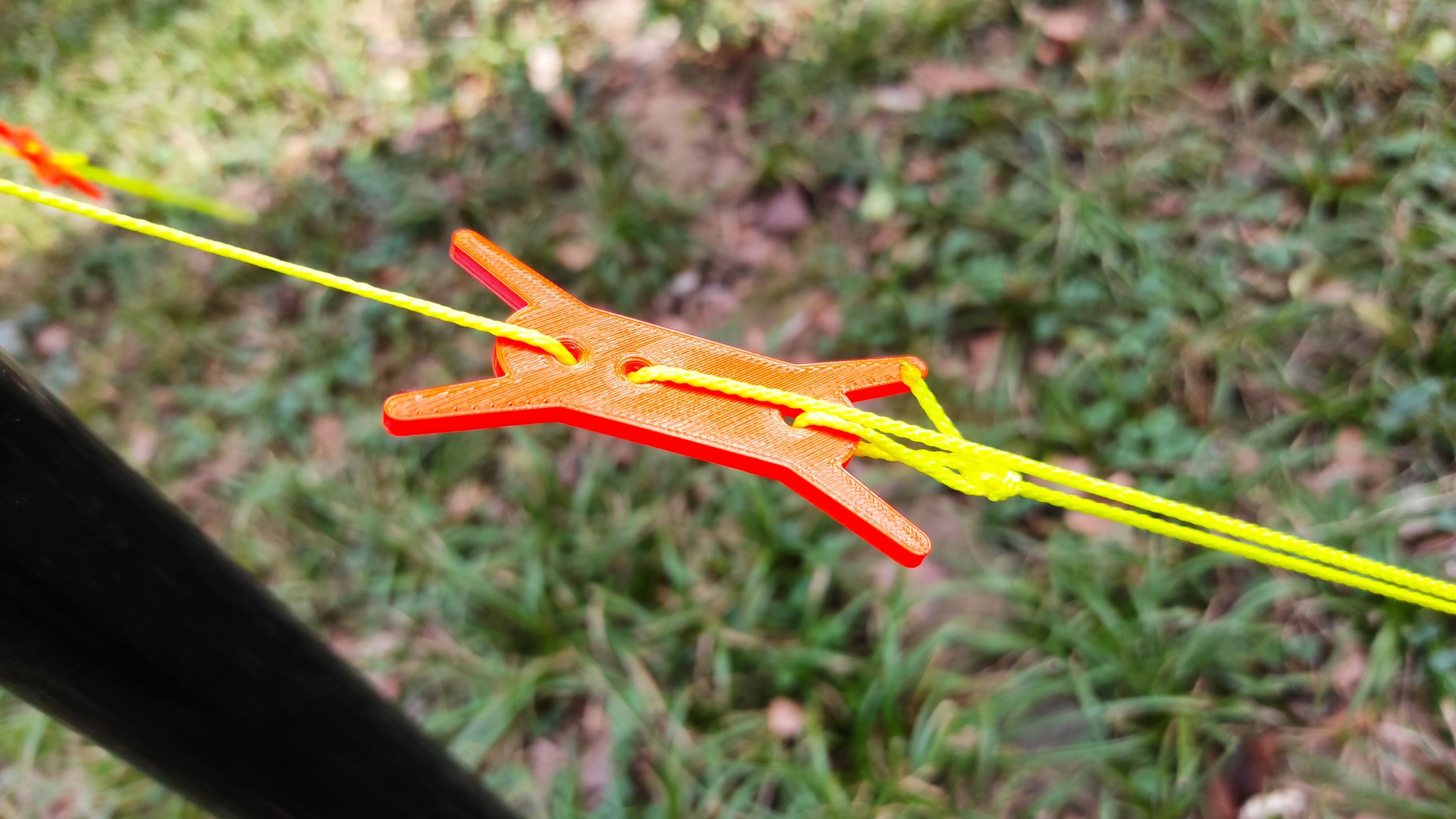 Hệ thống dây treo cho cột Spiderbeam với bộ căng dây