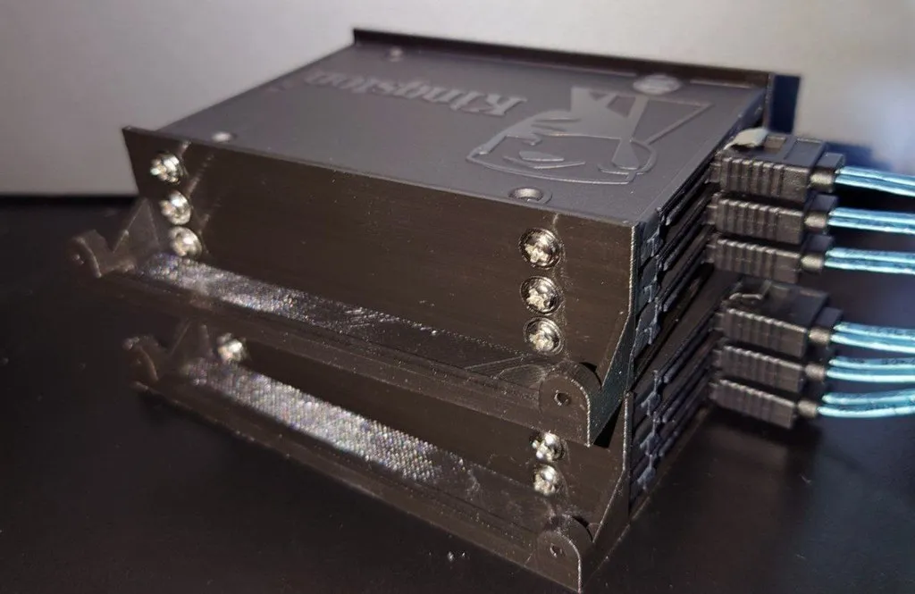 Bộ chuyển đổi 3 ổ SSD/HDD 2.5" sang khay 3.5