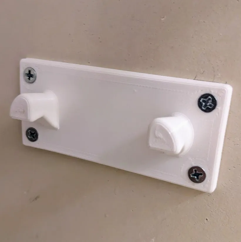 Giá treo tường cho thang gấp nhỏ gọn