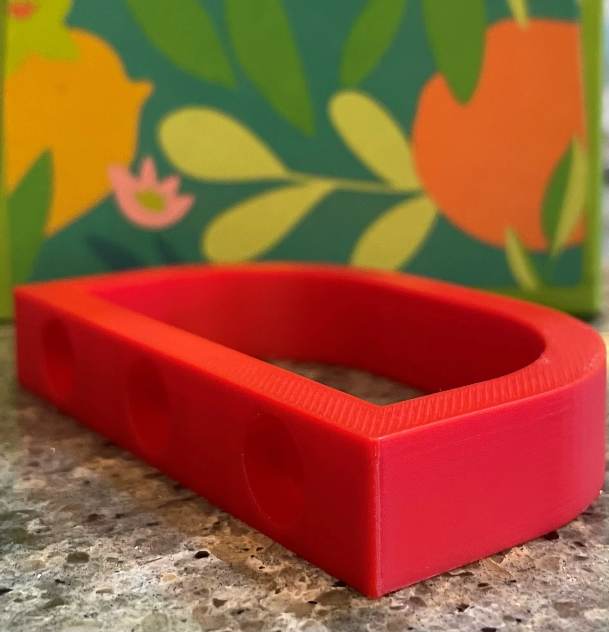 Cốc hoàn thiện đá cẩm thạch với giá đỡ từ tính