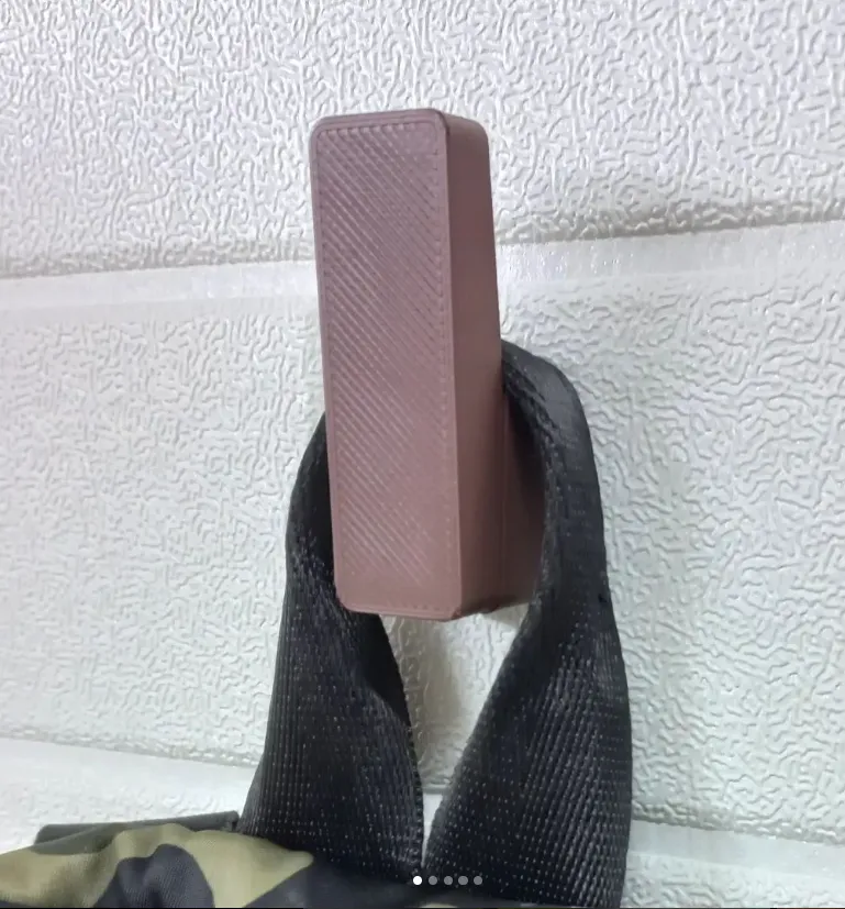 Giá treo đồ với ốc vít ẩn trượt dễ dàng treo đồ vật