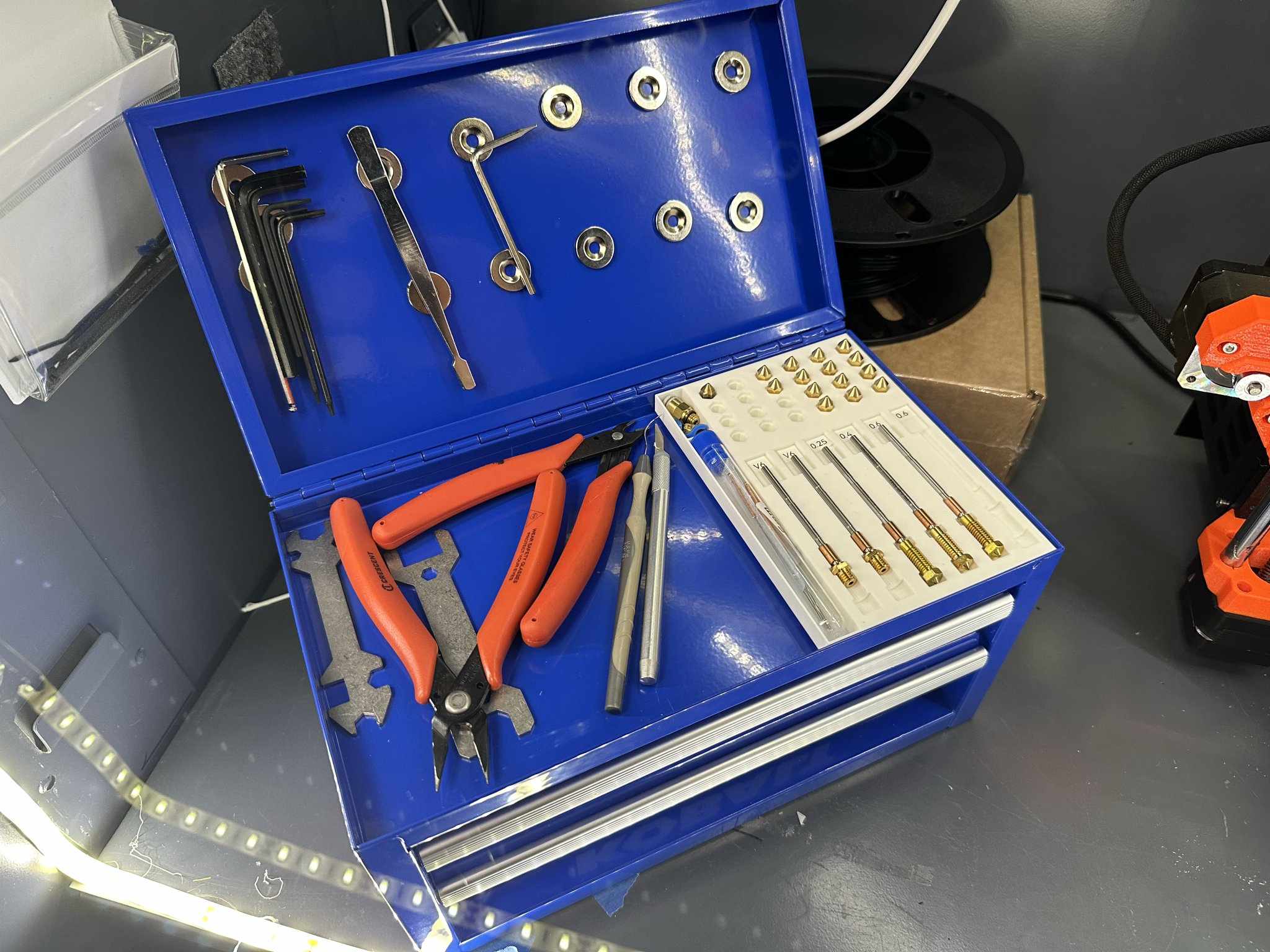 Khay đựng vòi Nextruder phù hợp với hộp đồ nghề Kobalt Mini