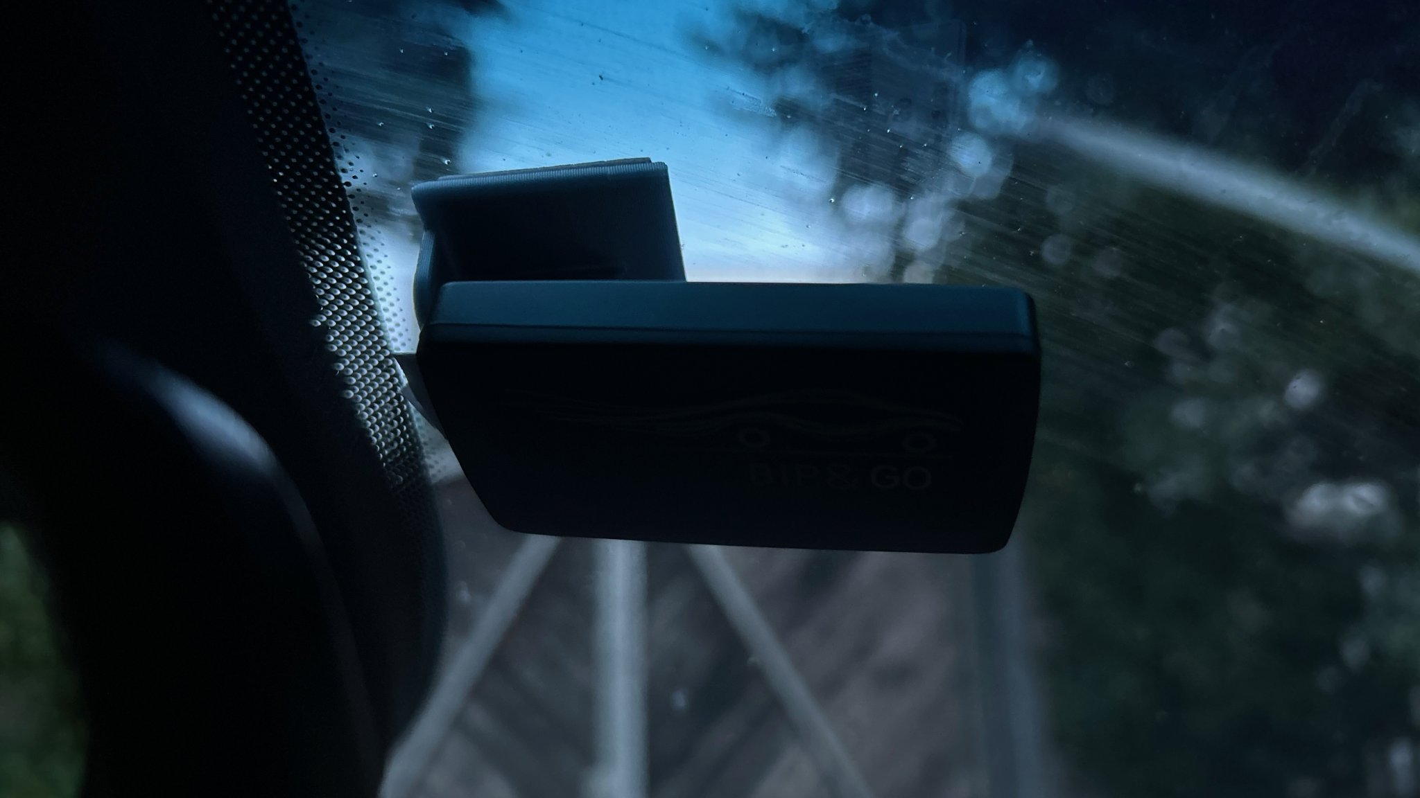 Giá đỡ Bip&Go cho KIA e-Niro