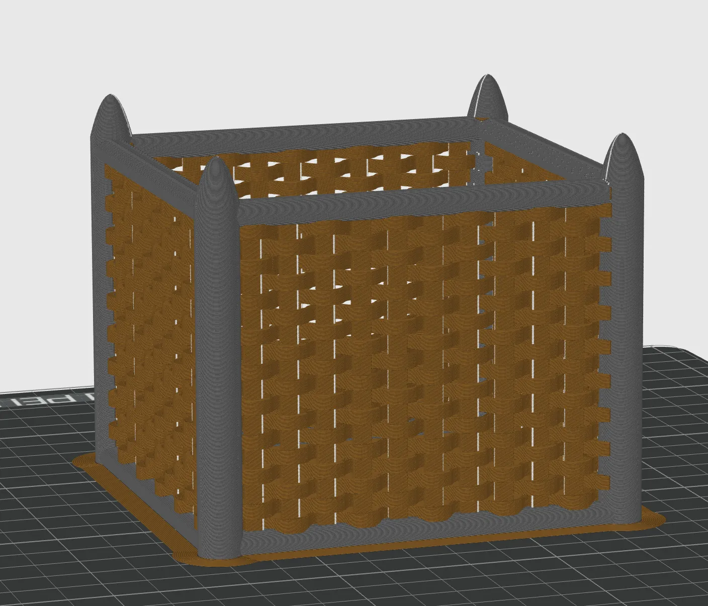 Hộp đựng bút hình lâu đài phong cách gothic